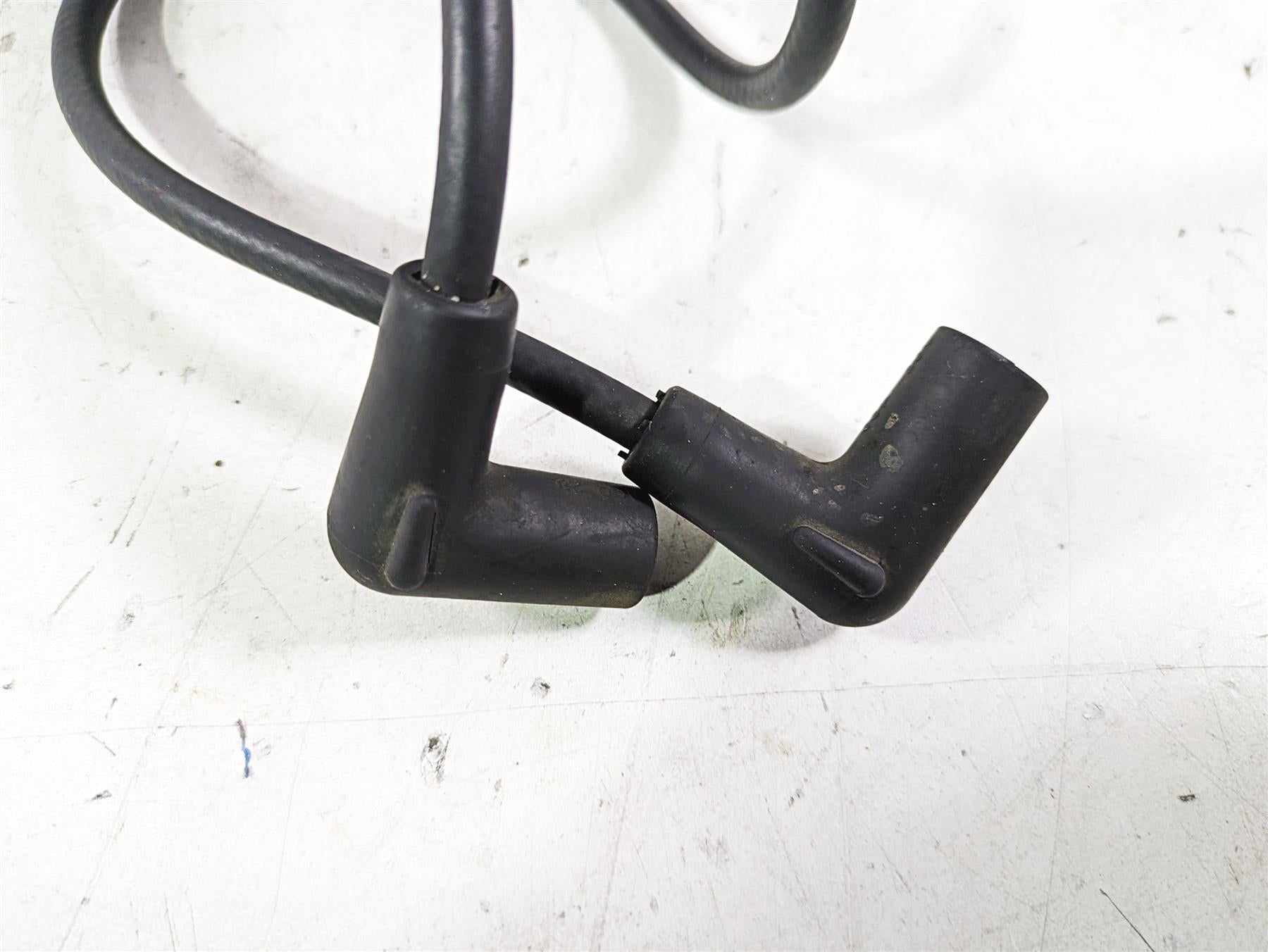 2002 Harley FLSTC Softail Heritage Classic Ignition Coil Wires Plug Set 31655-99 {{ shop.shopifyCountryName }} - Mototech271