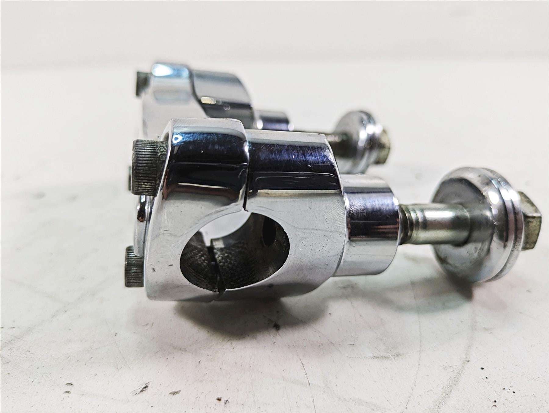 2005 Harley Dyna FXDL Low Rider Handlebar Riser Holder Set 1 3/4" 56567-86B {{ shop.shopifyCountryName }} - Mototech271