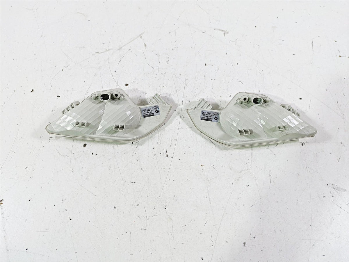 2014 BMW R1200 RT RTW K52 Front Blinker Turn Signal Set 63138541625 63138541626 {{ shop.shopifyCountryName }} - Mototech271