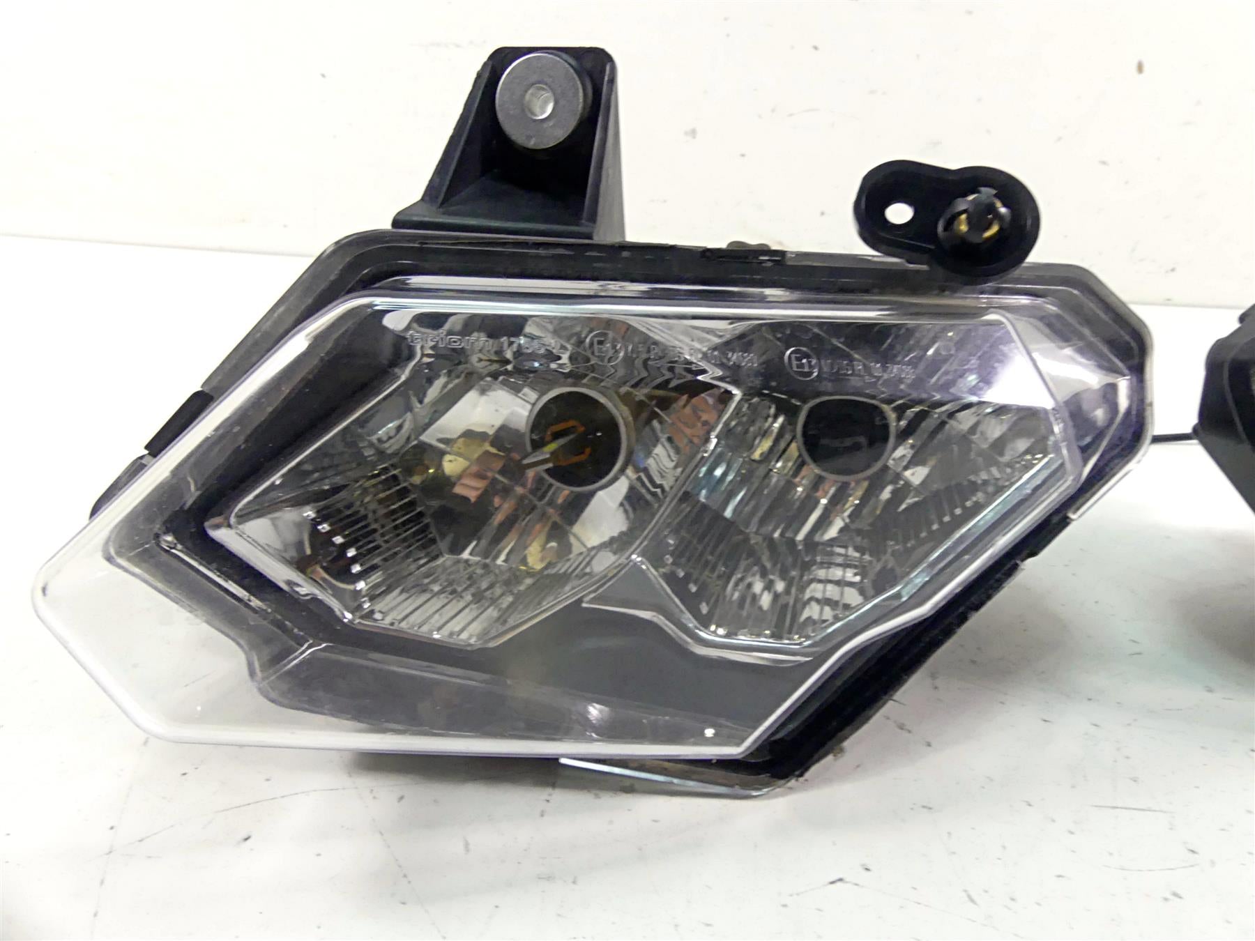 2021 Can Am Maverick Sport 1000R XRC Head Light Lamp Headlight Set 710008230 {{ shop.shopifyCountryName }} - Mototech271