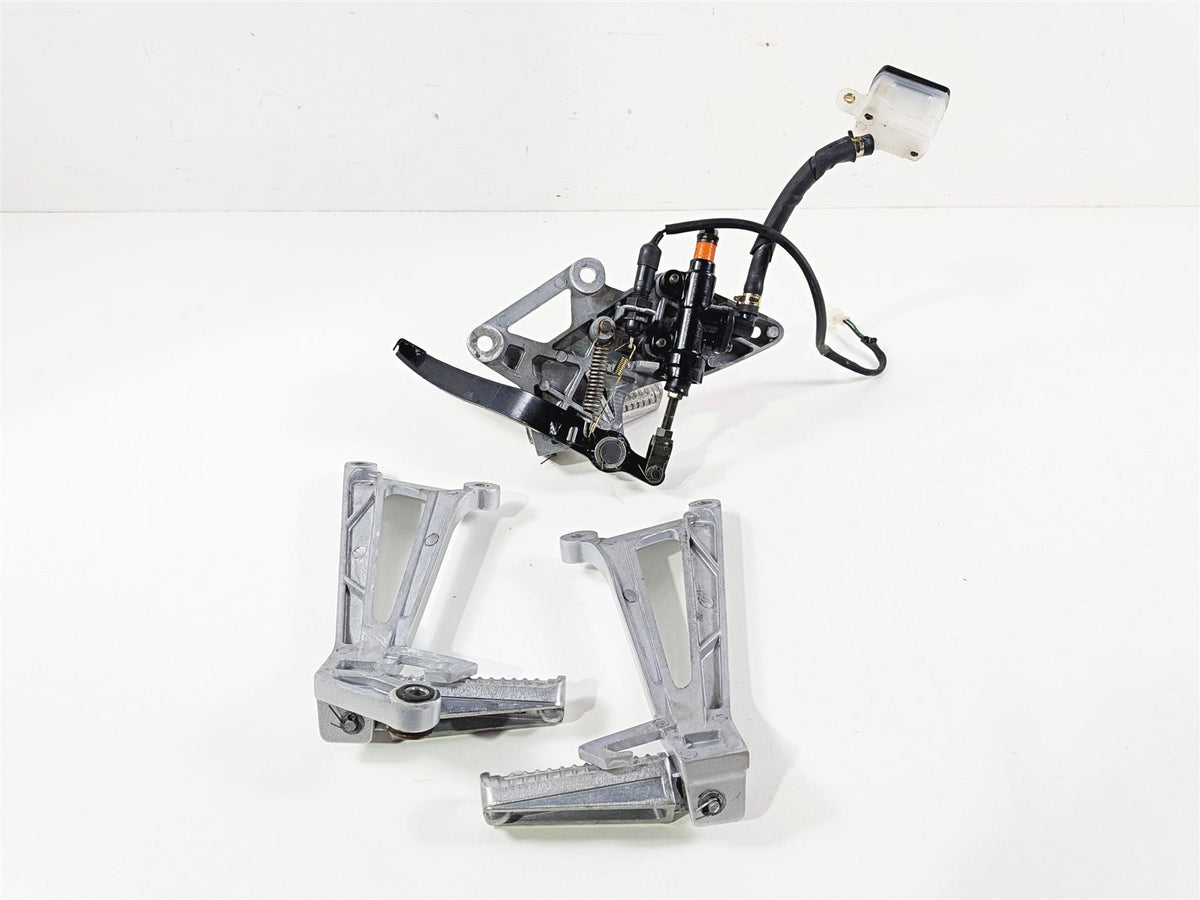 2023 Vitacci GTT 250 Rear Passenger Footpeg & Right Rider Foot Rest Set {{ shop.shopifyCountryName }} - Mototech271