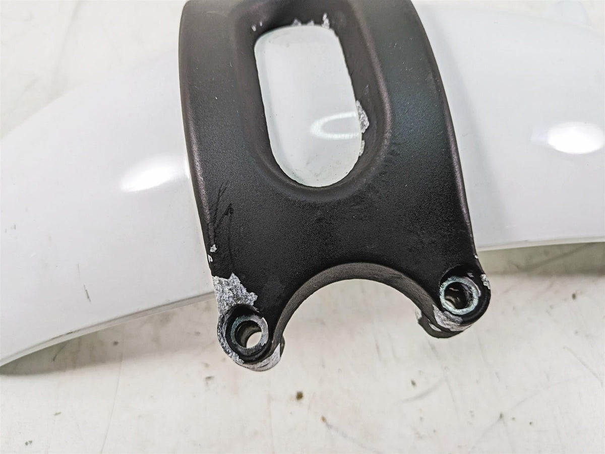 2013 Moto Guzzi V7 750 Stone White Front Fender & Bracket GU32434460 {{ shop.shopifyCountryName }} - Mototech271