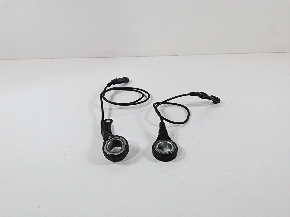 2017 Harley Touring FLHXS Street Glide Front Rear Abs Sensor Set 32700015 {{ shop.shopifyCountryName }} - Mototech271