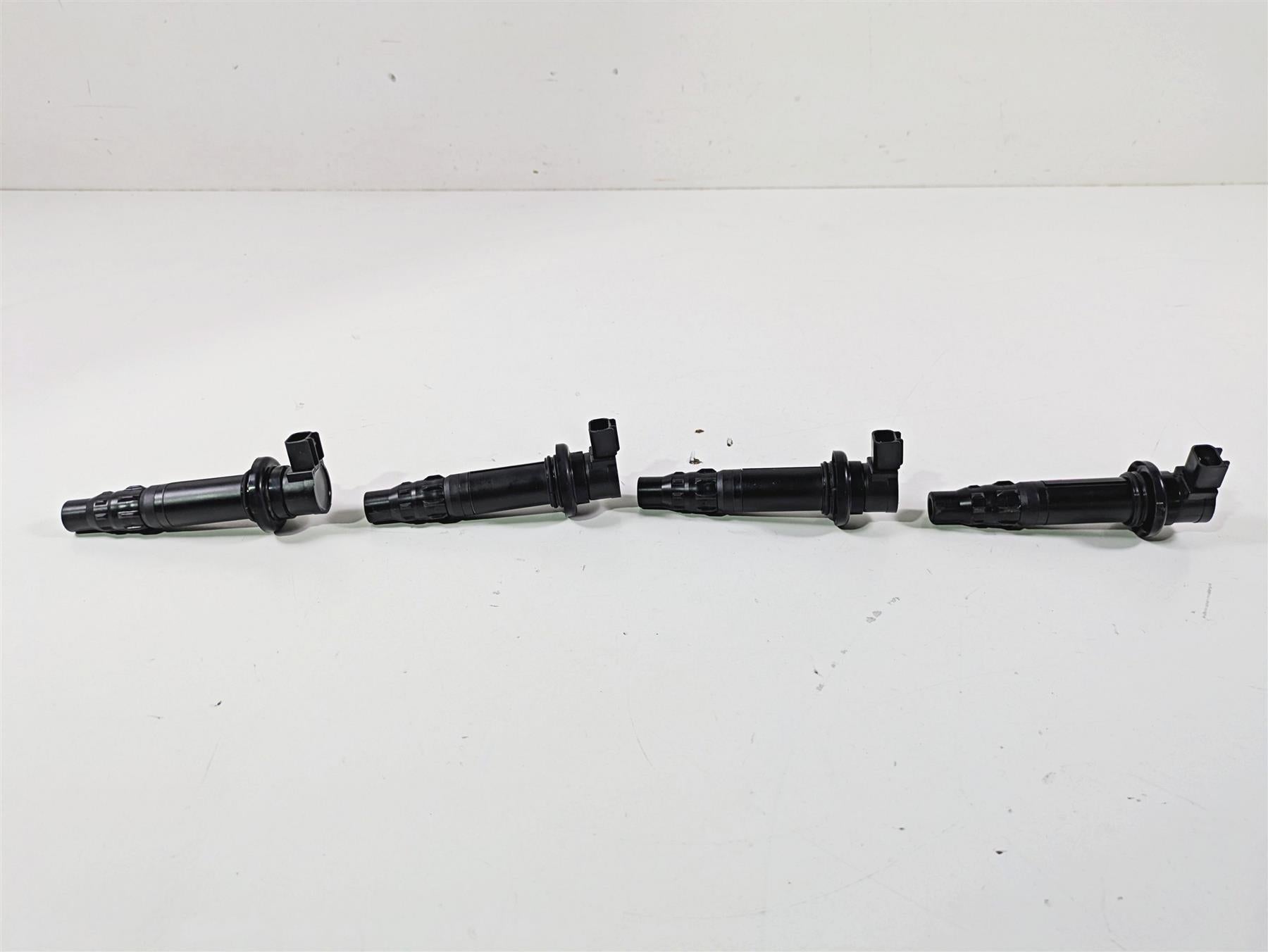 2014 Yamaha YZFR1 R1 RN22 Ignition Stick Coil Set 1KB-82310-00-00 {{ shop.shopifyCountryName }} - Mototech271