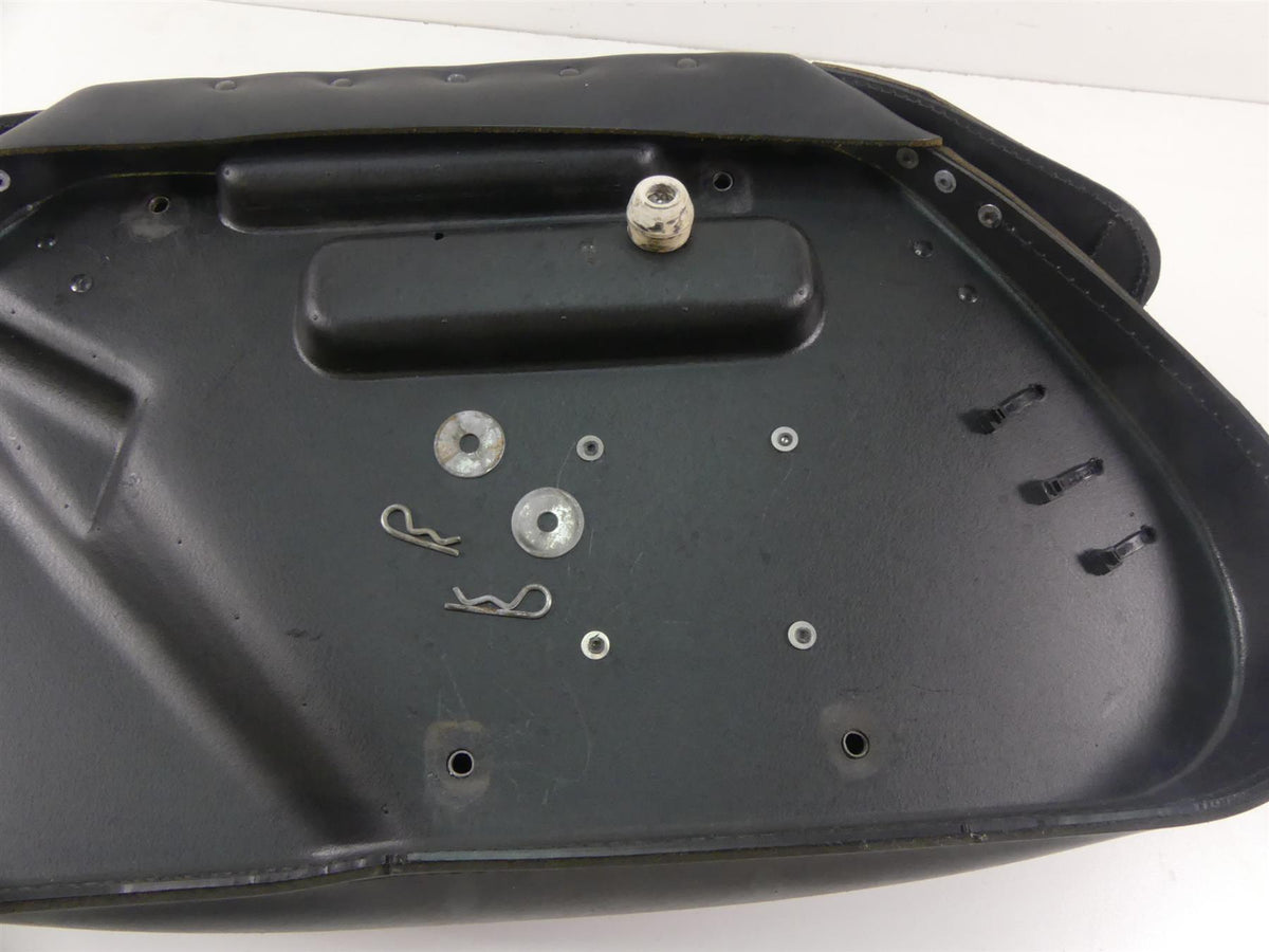 2007 Honda VTX1800 T1 Right Saddlebag Saddle Bag 08L56-MCV-100E 08L56-MCV-10041 {{ shop.shopifyCountryName }} - Mototech271