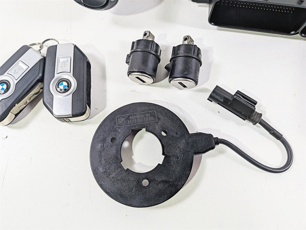 2016 BMW R1200RT RT RTW K52 Cdi Hands Free Ignition Switch Key 13618559224 {{ shop.shopifyCountryName }} - Mototech271