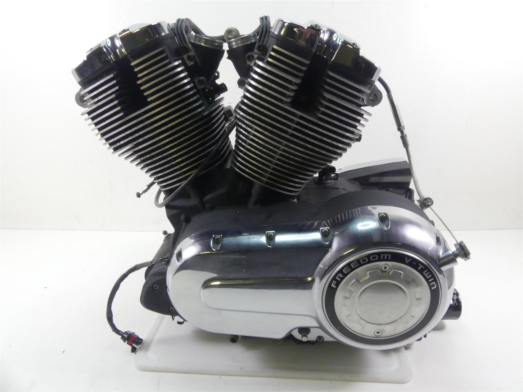 2013 Victory Cross Country Great Running 106 V-Twin Engine Motor -Video 1204760 {{ shop.shopifyCountryName }} - Mototech271
