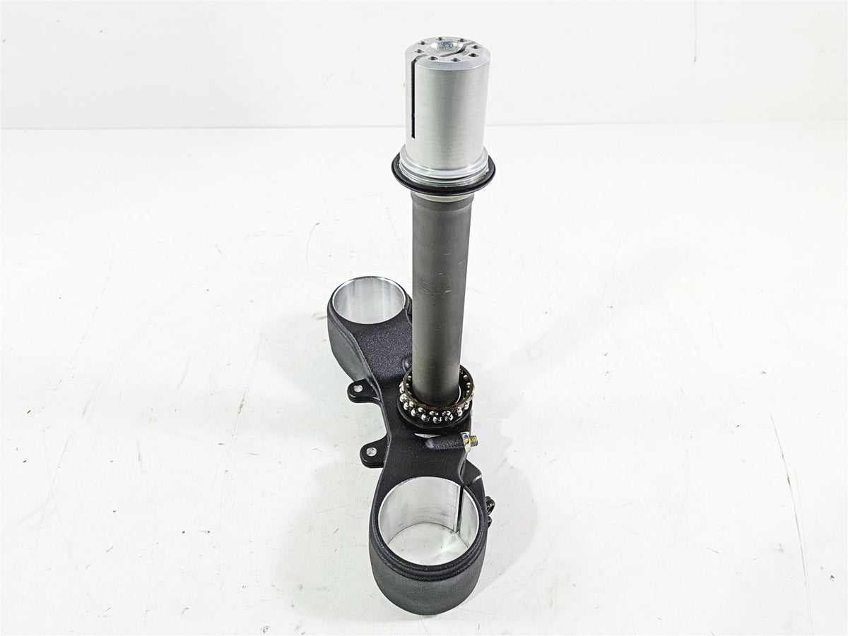 2018 Ducati Hypermotard 939 SP Lower Triple Tree 58mm For Ohlins Fork 34220762AA {{ shop.shopifyCountryName }} - Mototech271