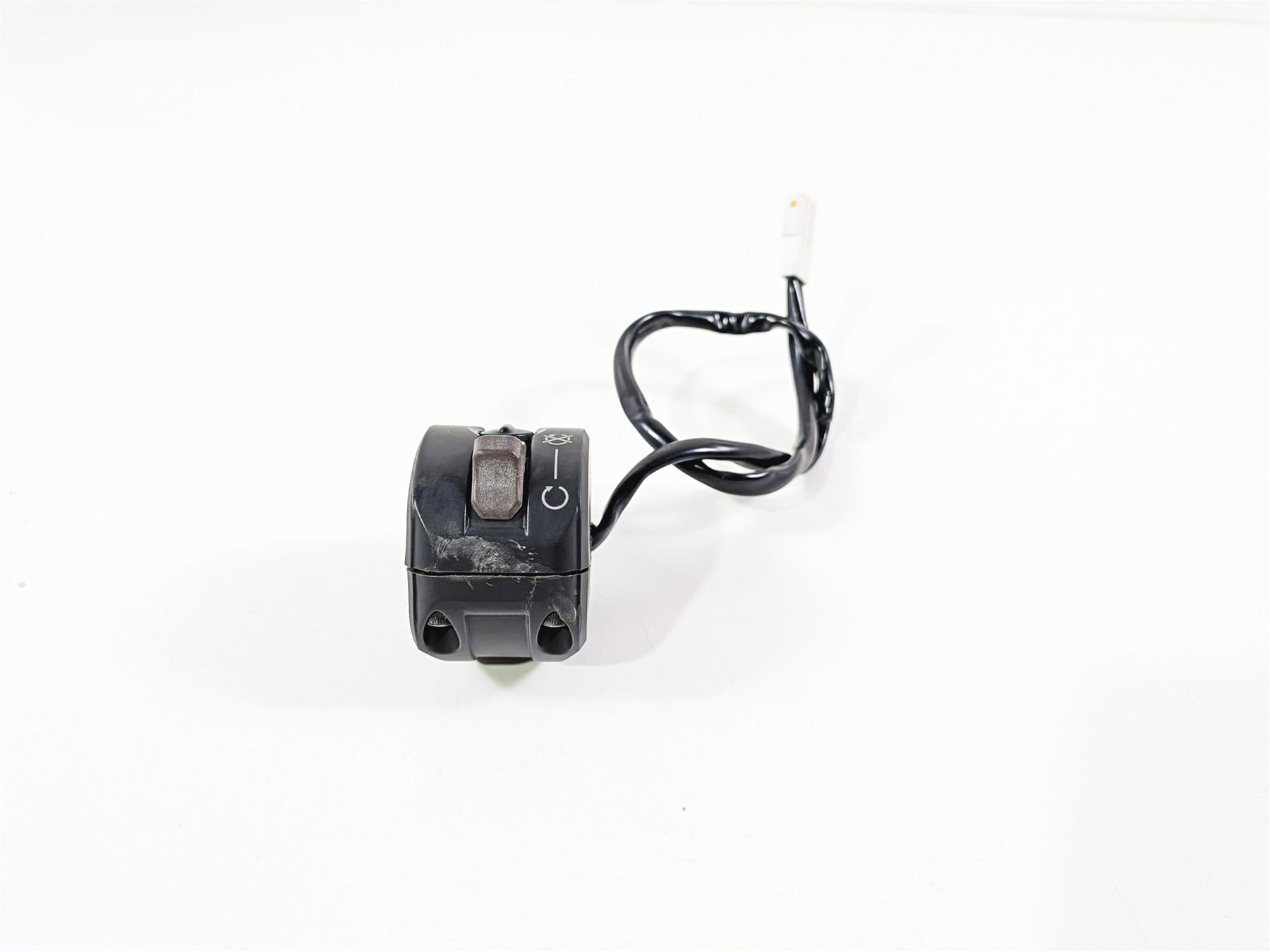 2019 Ducati 959 Panigale Right Hand Start Stop Control Switch - Read 65010094I {{ shop.shopifyCountryName }} - Mototech271