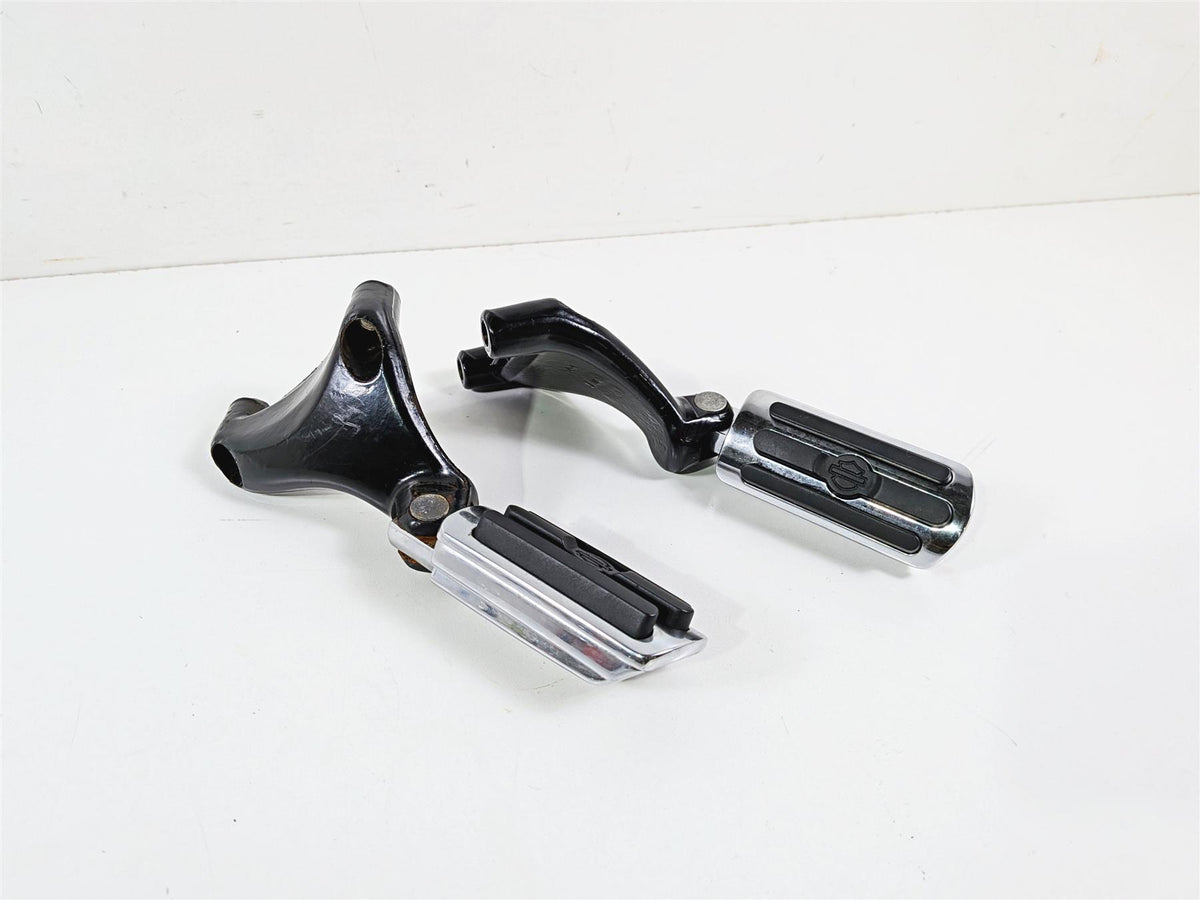 2006 Harley Sportster XL883 Low Passenger Foot Peg Set Chrome 49314-04 49315-04 {{ shop.shopifyCountryName }} - Mototech271
