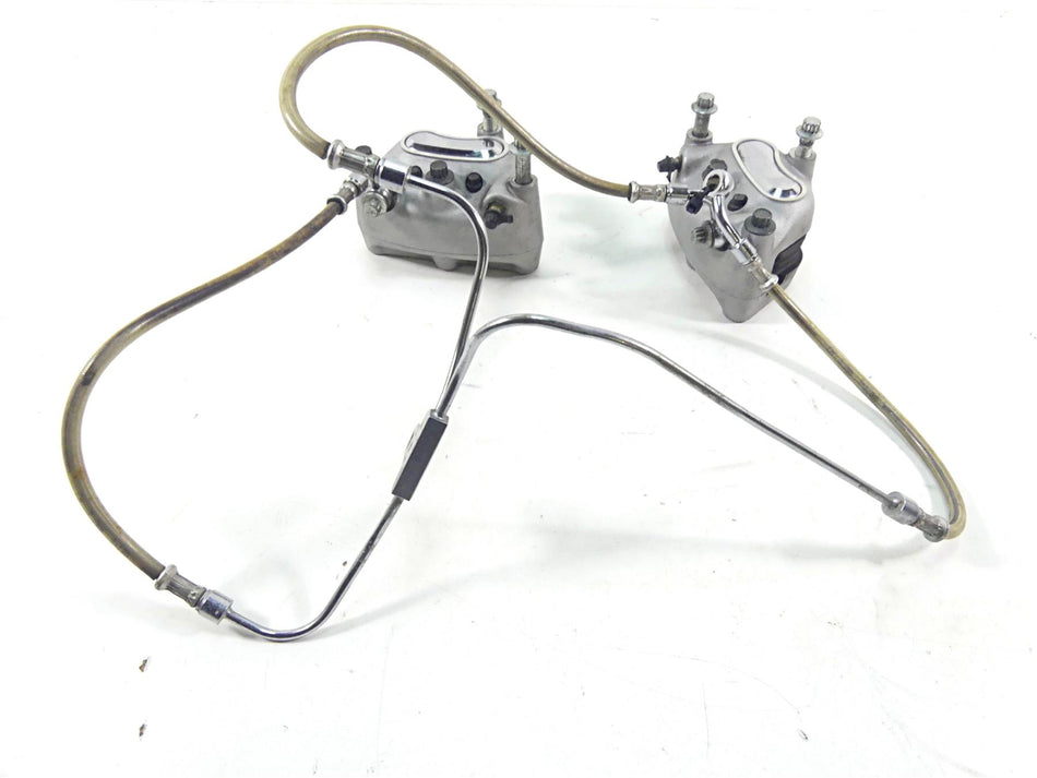 2005 Harley VRSCSE CVO V-Rod Front Brake Caliper Set 44381-99C 44382-99C {{ shop.shopifyCountryName }} - Mototech271