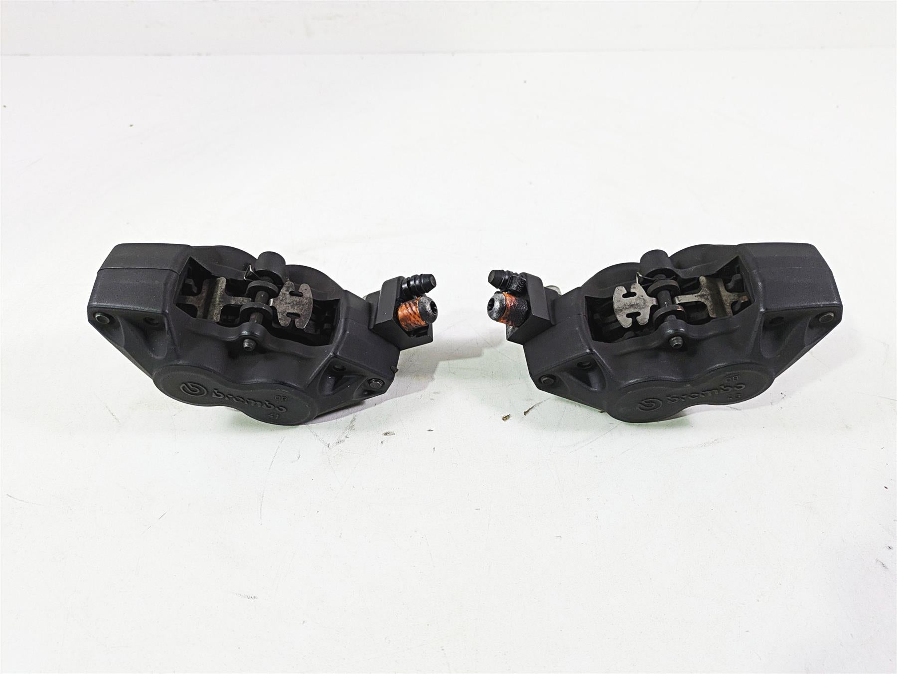 2009 BMW R1200GS K255 Adv Brembo Front Brake Caliper Set 34117711438 34117711439 {{ shop.shopifyCountryName }} - Mototech271