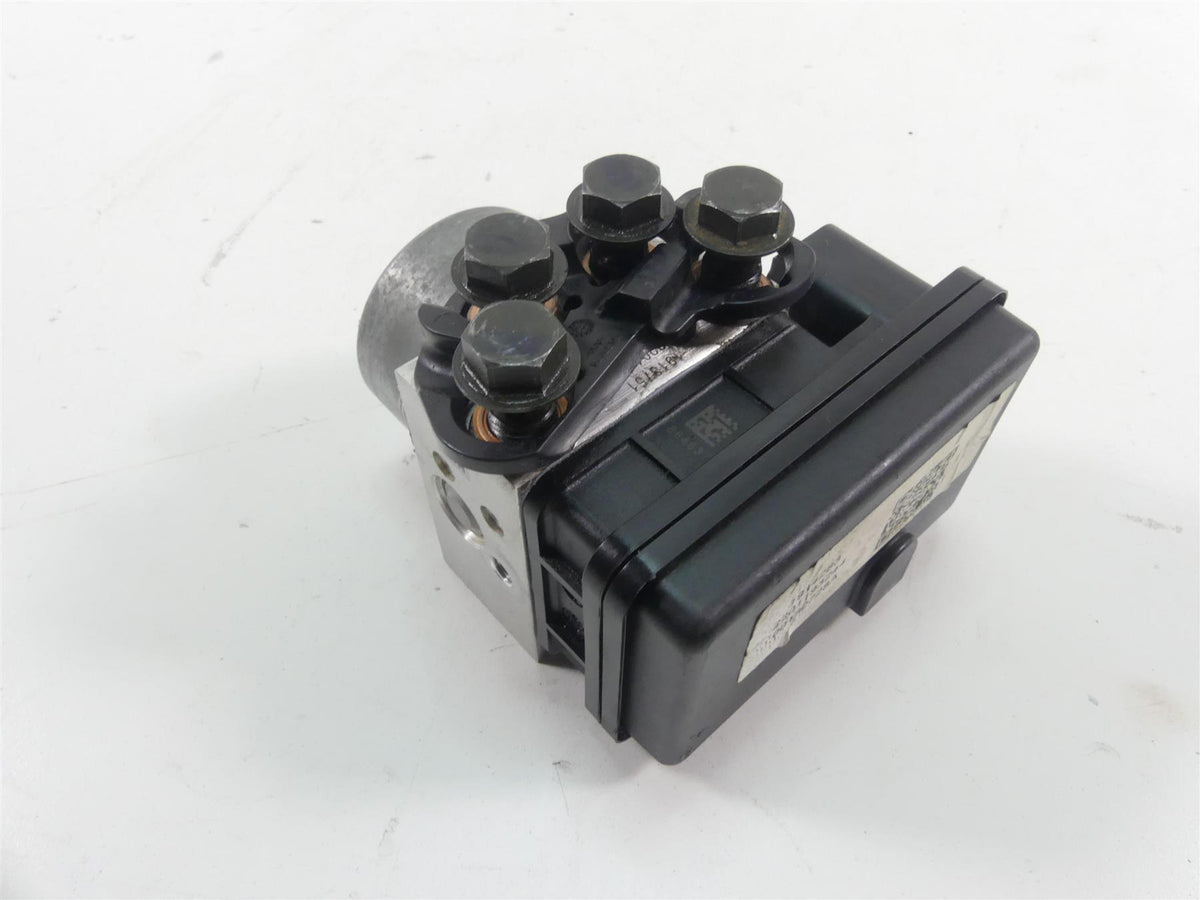 2022 Indian FTR1200 S Abs Brake Pump Pressure Module Unit 2209771 {{ shop.shopifyCountryName }} - Mototech271