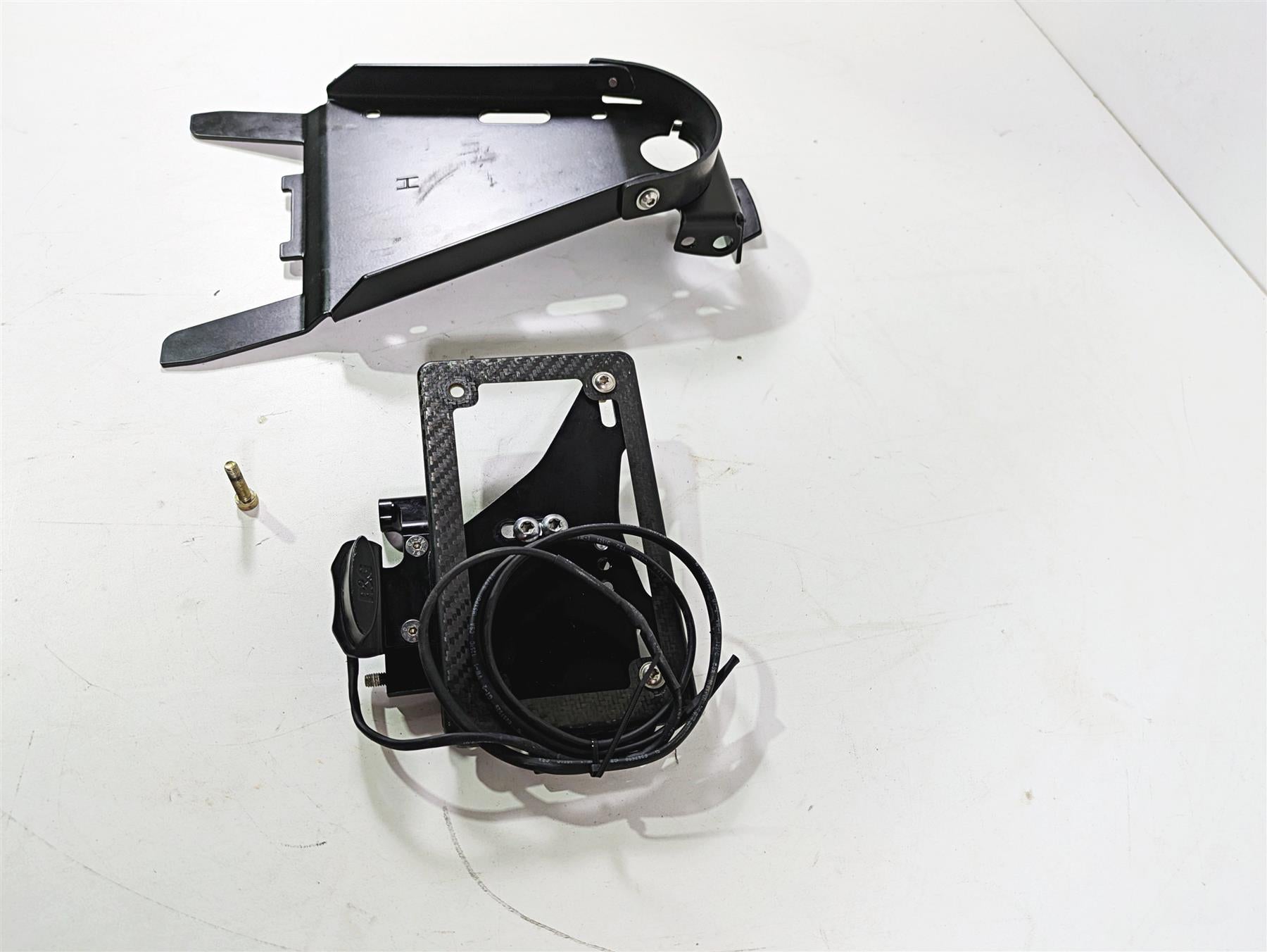 2014 BMW R nine T R9T K21 R&G Fender Eliminator Side Plate Holder Set LP0174BK {{ shop.shopifyCountryName }} - Mototech271