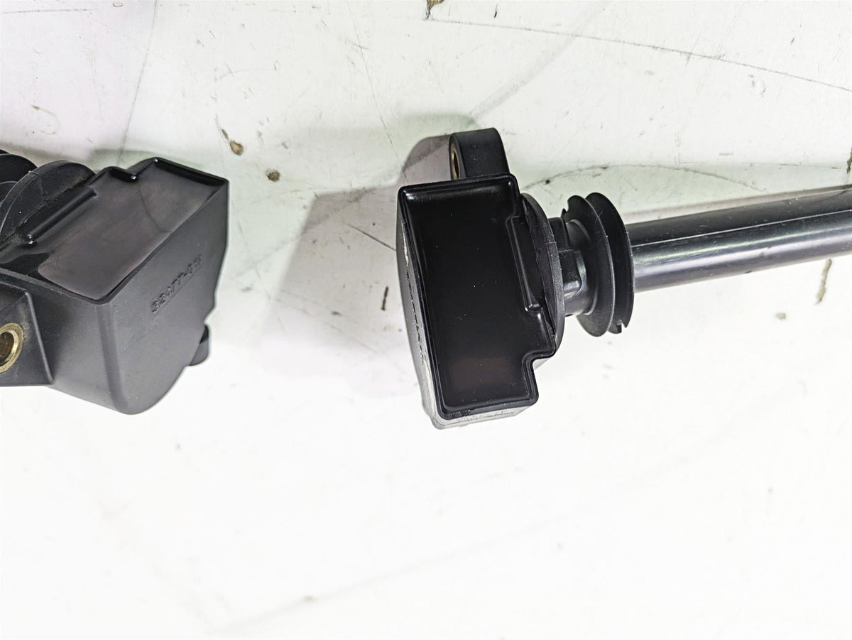 2012 Harley VRSCF Muscle V Rod Ignition Coil Stick Coil Set 32477-01A {{ shop.shopifyCountryName }} - Mototech271