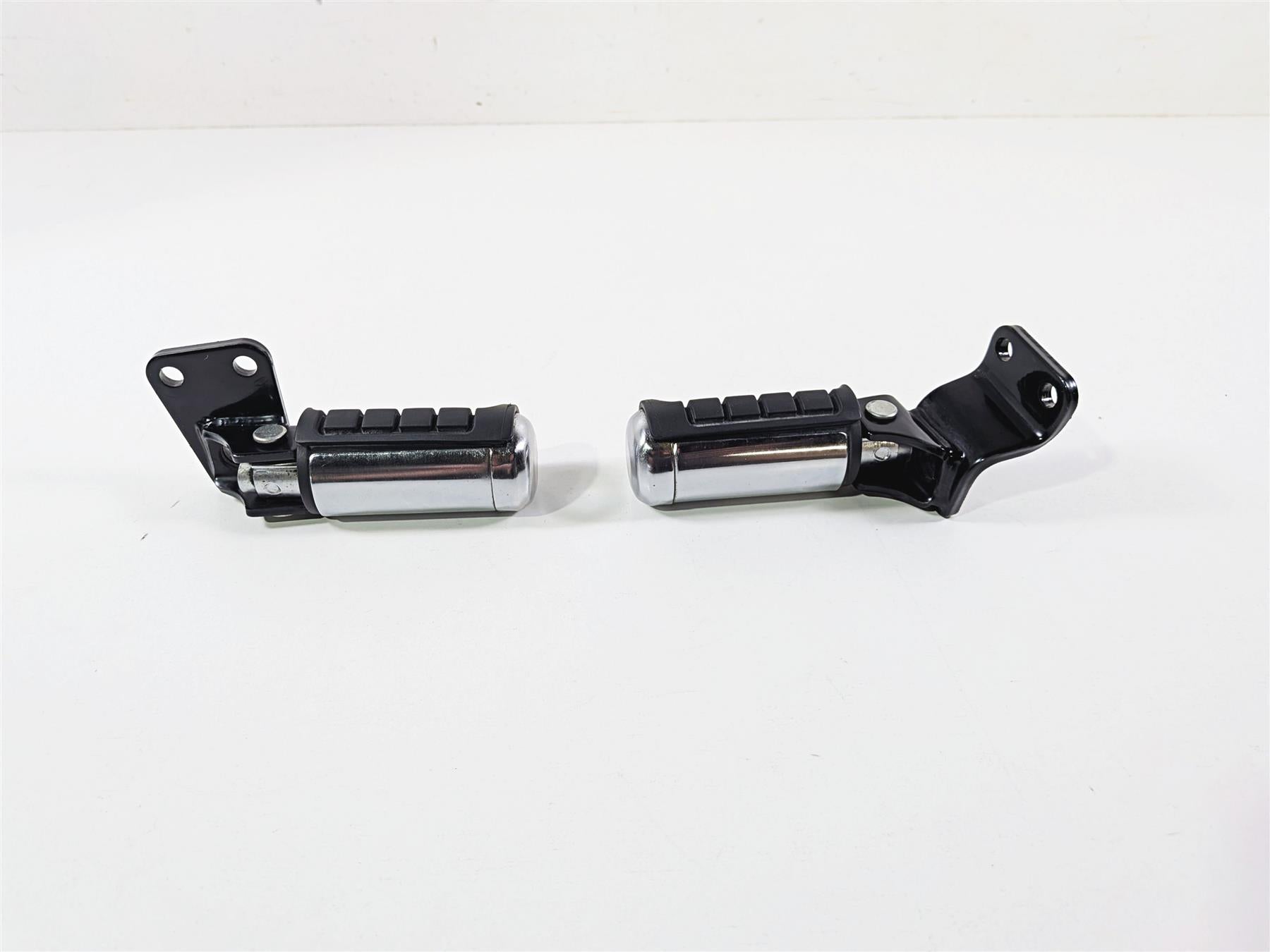 2003 Honda V-Twin VTX1800 C Rear Passenger Footpeg Set 50680-MCH-000 {{ shop.shopifyCountryName }} - Mototech271