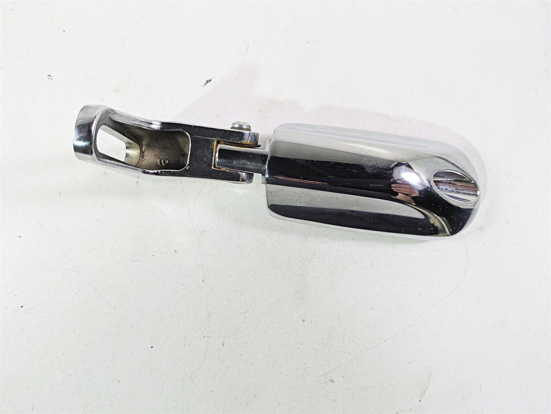 2021 Harley Touring FLTRX Road Glide Rear Passenger Footpeg Set 50500462A {{ shop.shopifyCountryName }} - Mototech271