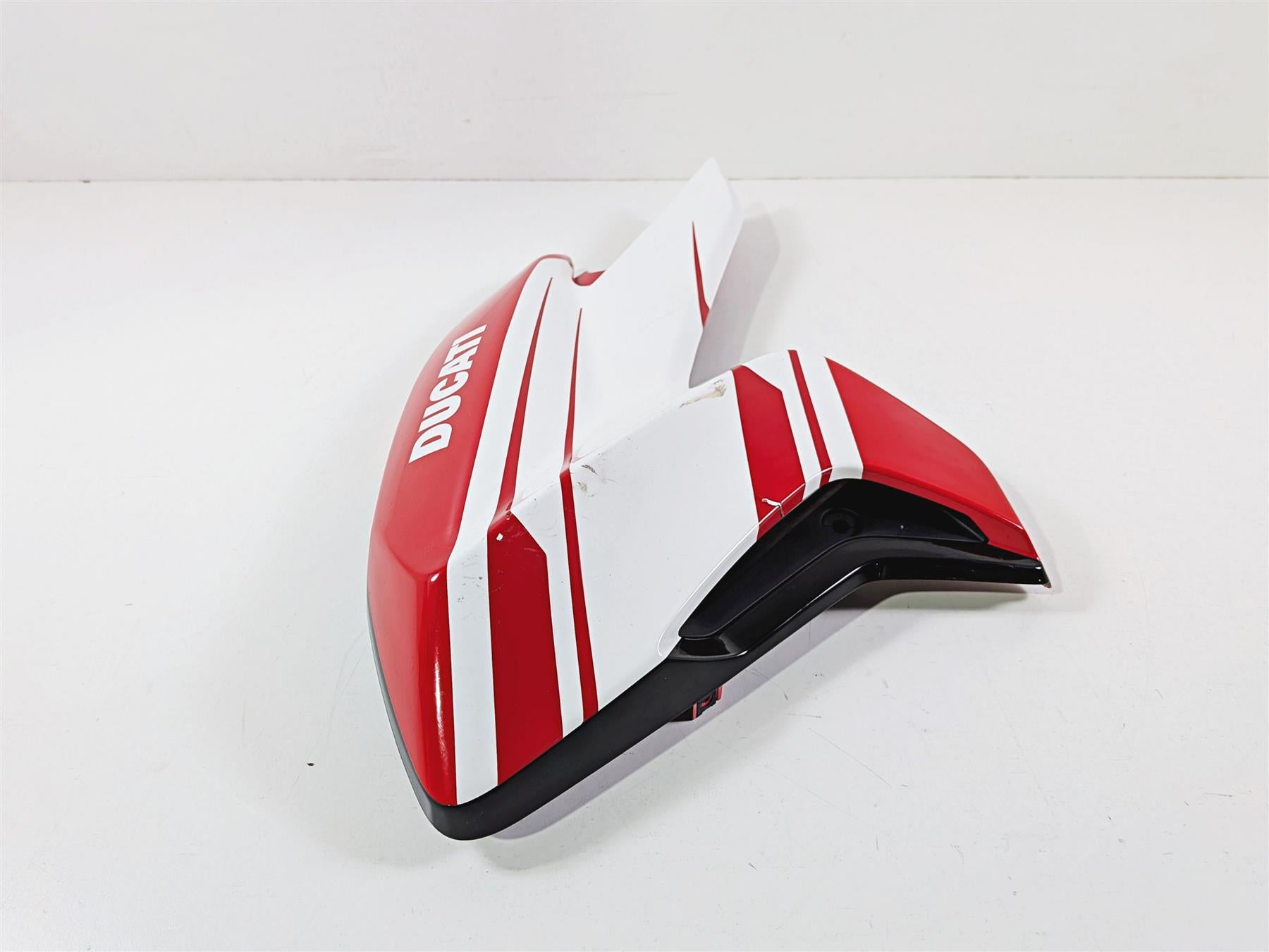 2016 Ducati Hypermotard 939 SP Left Tank Side Cover Fairing - Read 48015681C-Mototech271