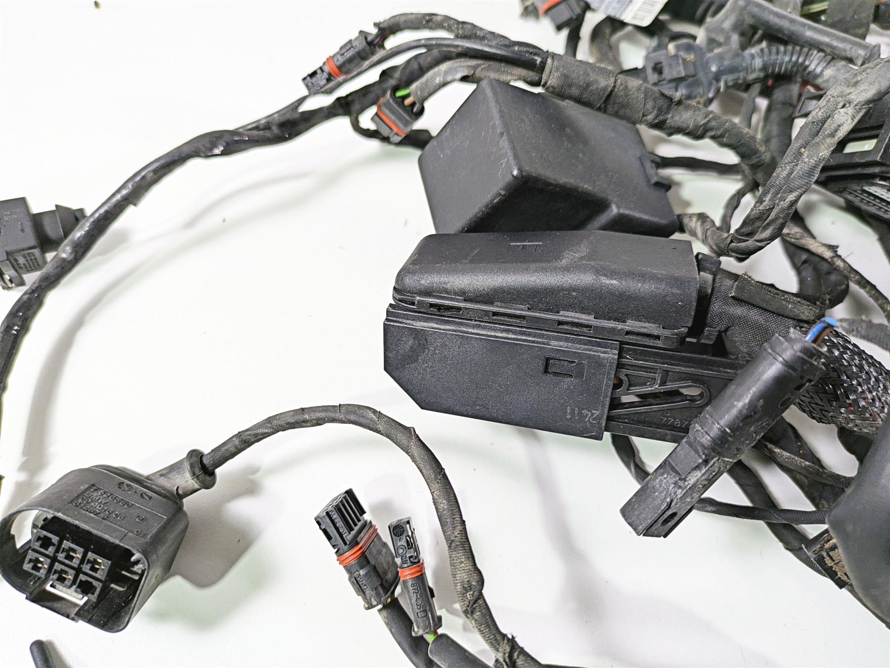 2012 BMW R1200R K27 Main & Engine Wiring Harness Abs Gen2 - Read 61118521379 {{ shop.shopifyCountryName }} - Mototech271