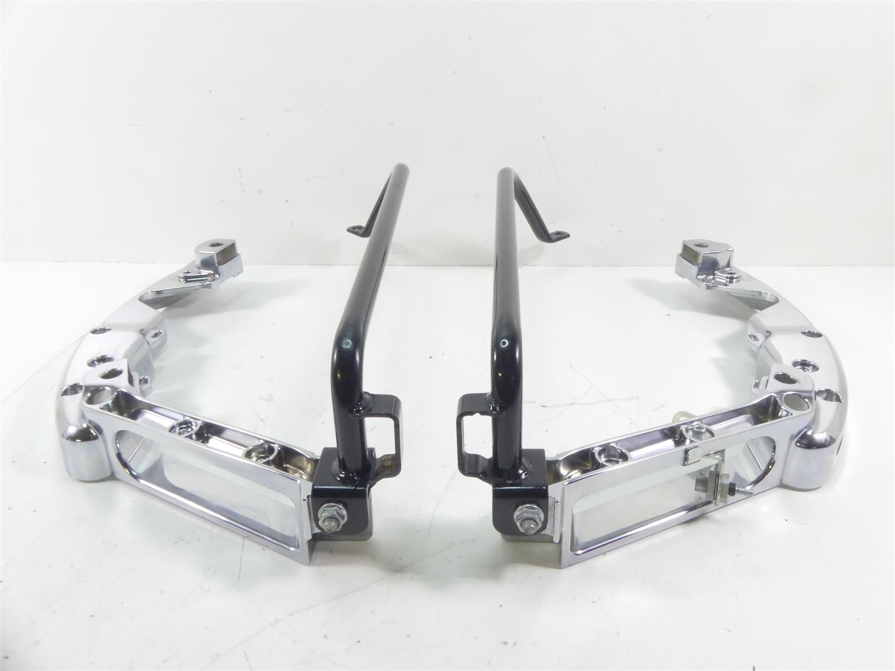 2016 Harley Touring FLTRX Road Glide Saddlebag Support Bracket Set 90200503 {{ shop.shopifyCountryName }} - Mototech271