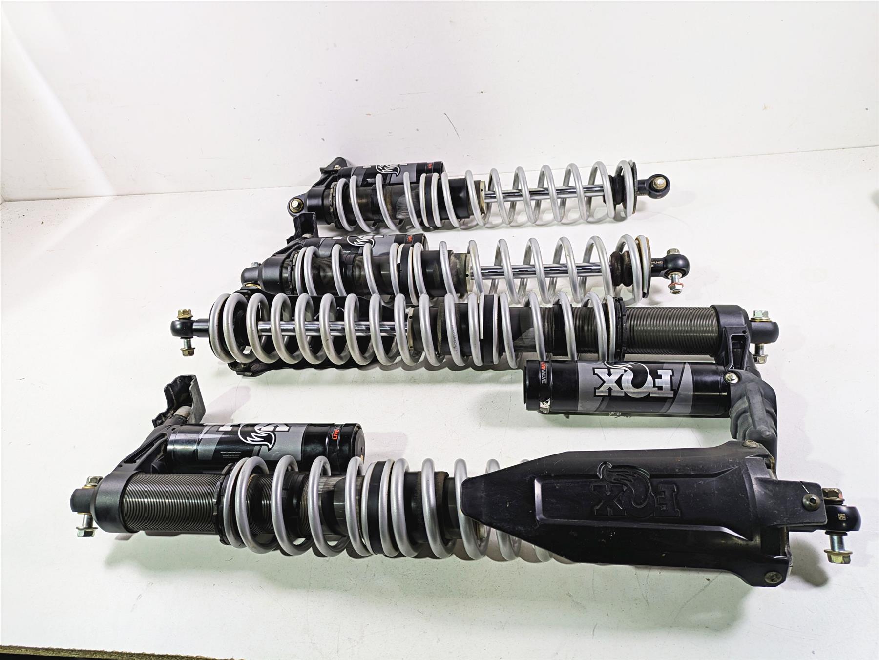 2023 Honda Talon SXS1000 S2R Straight Fox Front Rear Shock Set 52500-HL6-A72 {{ shop.shopifyCountryName }} - Mototech271
