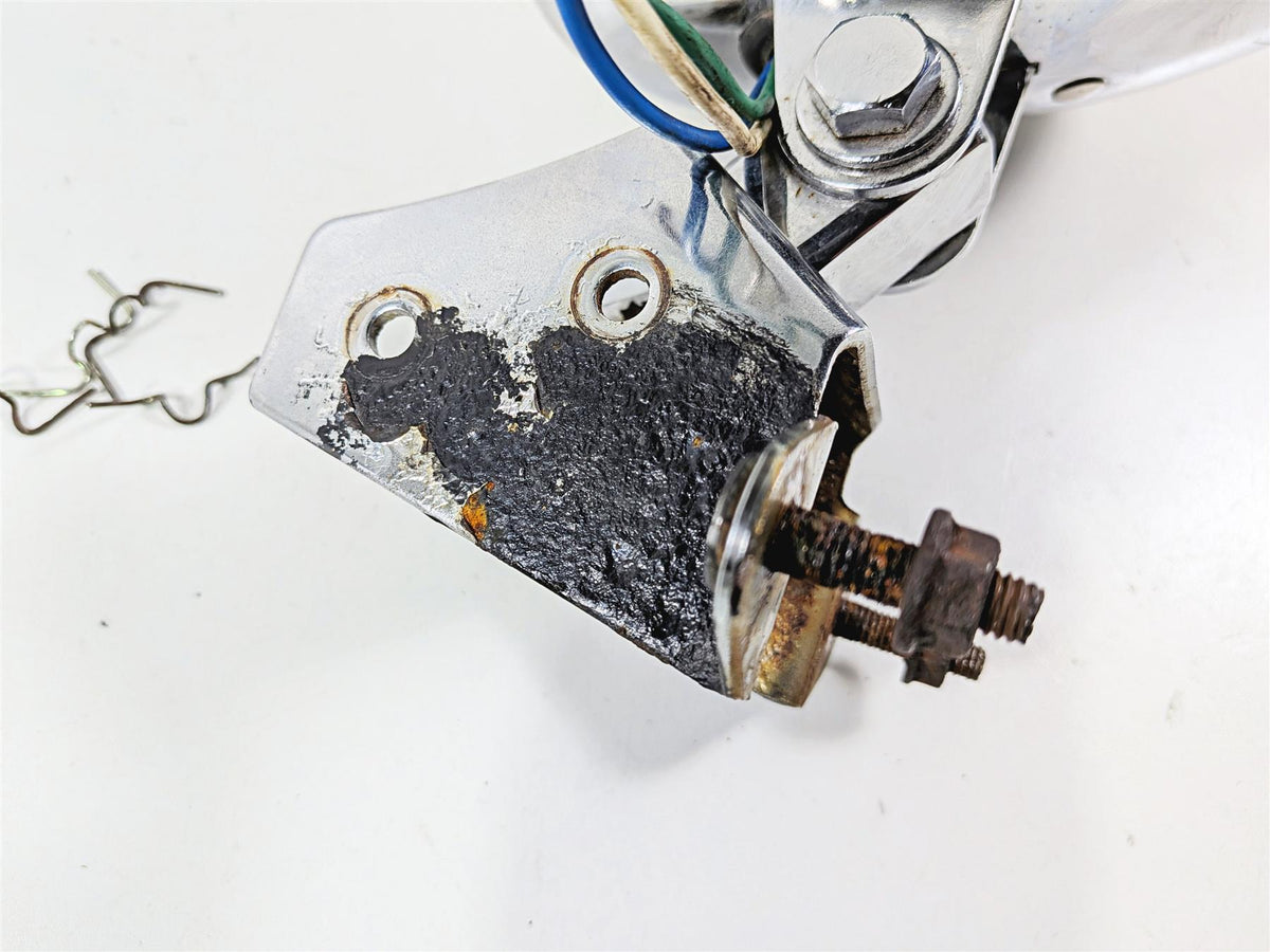 1994 Honda VT600 CR Shadow Headlight Bucket Chrome Shell 61301-MR1-000 {{ shop.shopifyCountryName }} - Mototech271