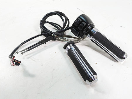 2012 Harley FLD Dyna Switchback Right Control Switch Throttle Grip Set 72948-12 {{ shop.shopifyCountryName }} - Mototech271