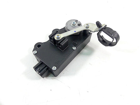 2012 Yamaha VMX17 VMAX 1700 Exhaust Servo Motor Actuator 2C0-85820-00-00 {{ shop.shopifyCountryName }} - Mototech271