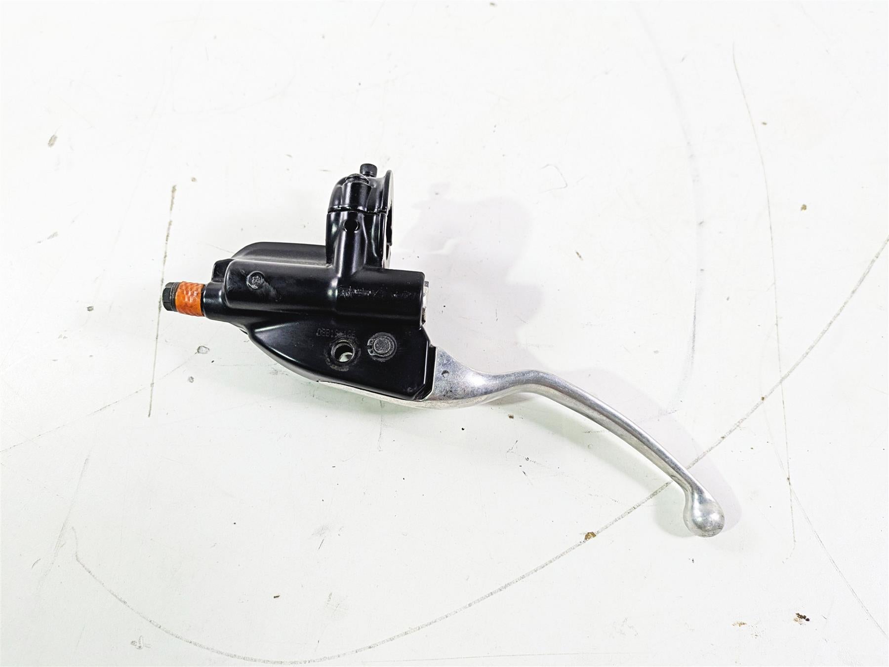 2008 Harley Touring FLHTP Electra Glide Front Brake Master Cylinder 44551-08F {{ shop.shopifyCountryName }} - Mototech271