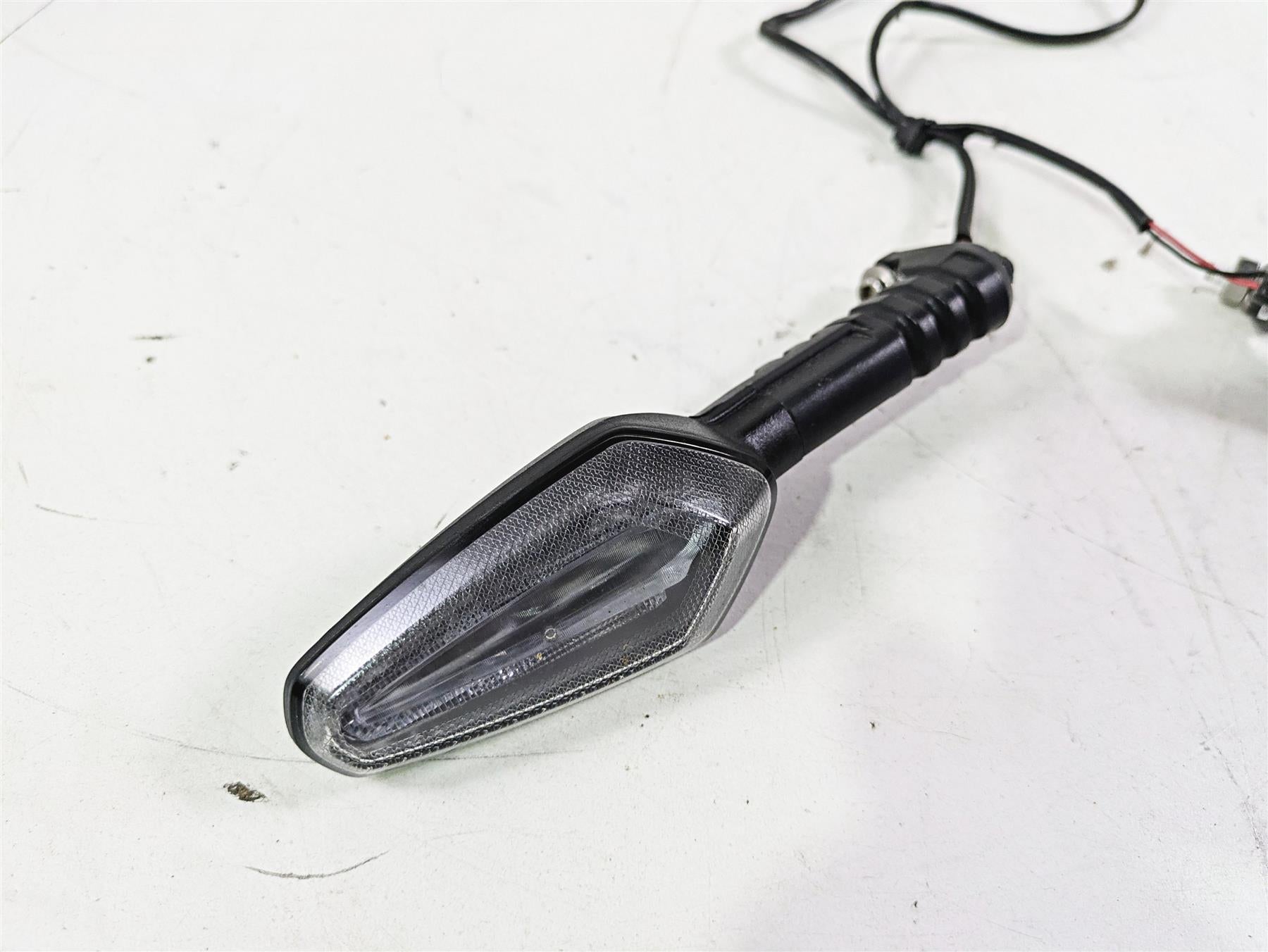 2023 BMW G310R K03 Front Blinker Turn Signal Set 63138557204 {{ shop.shopifyCountryName }} - Mototech271