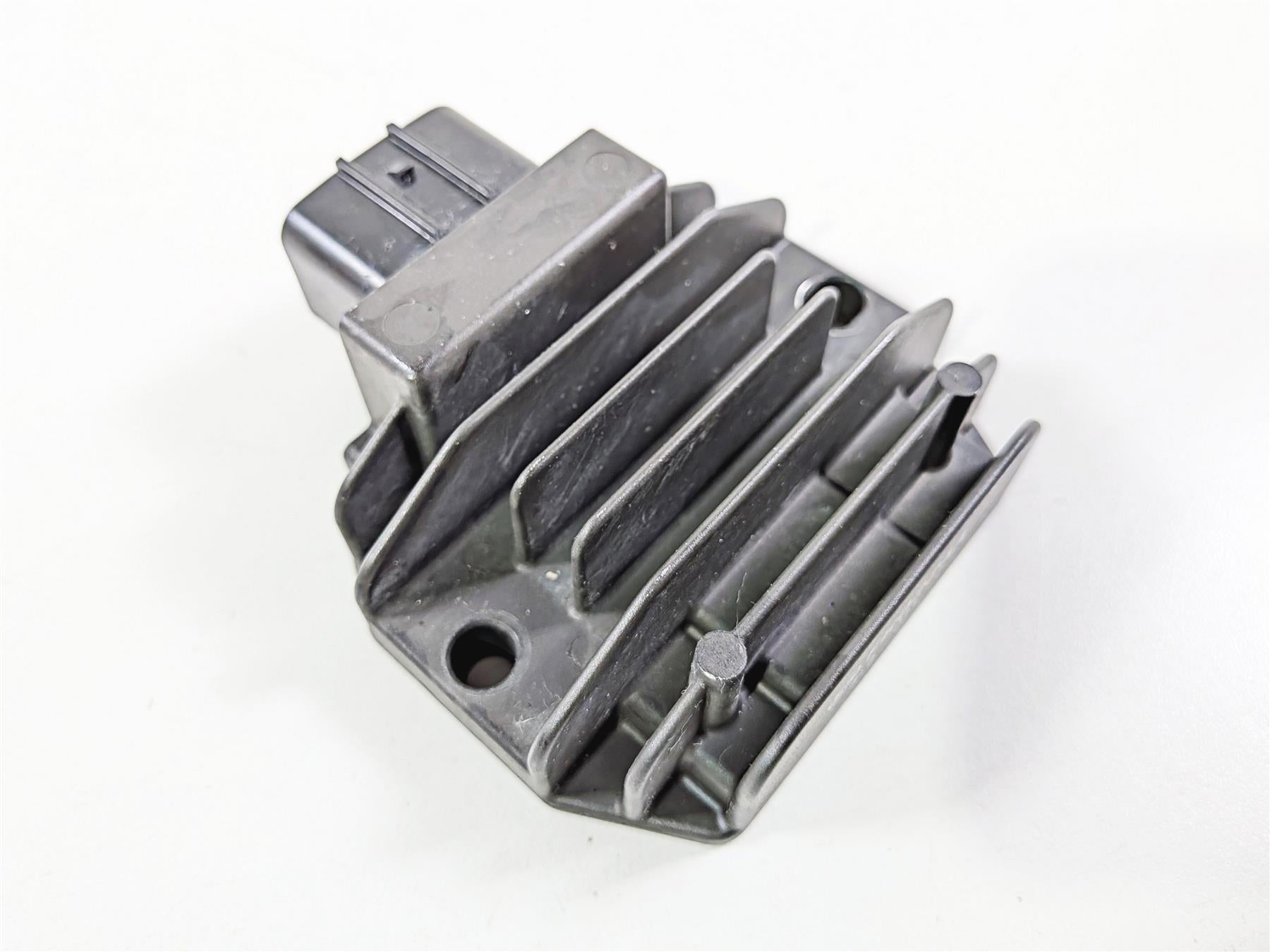 2015 KTM 1290 R Super Duke Rectifier Voltage Regulator FH022AA 60311034000-Mototech271