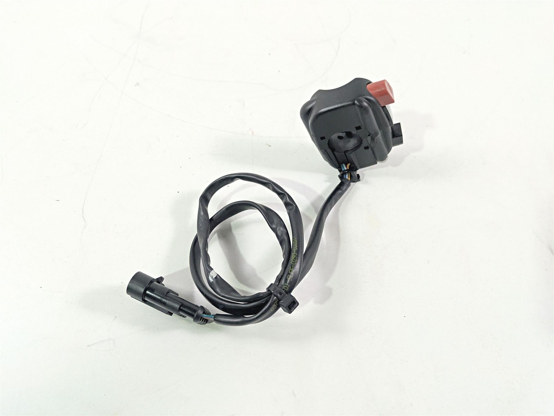 2017 Aprilia RSV 1100 Tuono V4 Factory Right Hand Control Switch B045021 {{ shop.shopifyCountryName }} - Mototech271