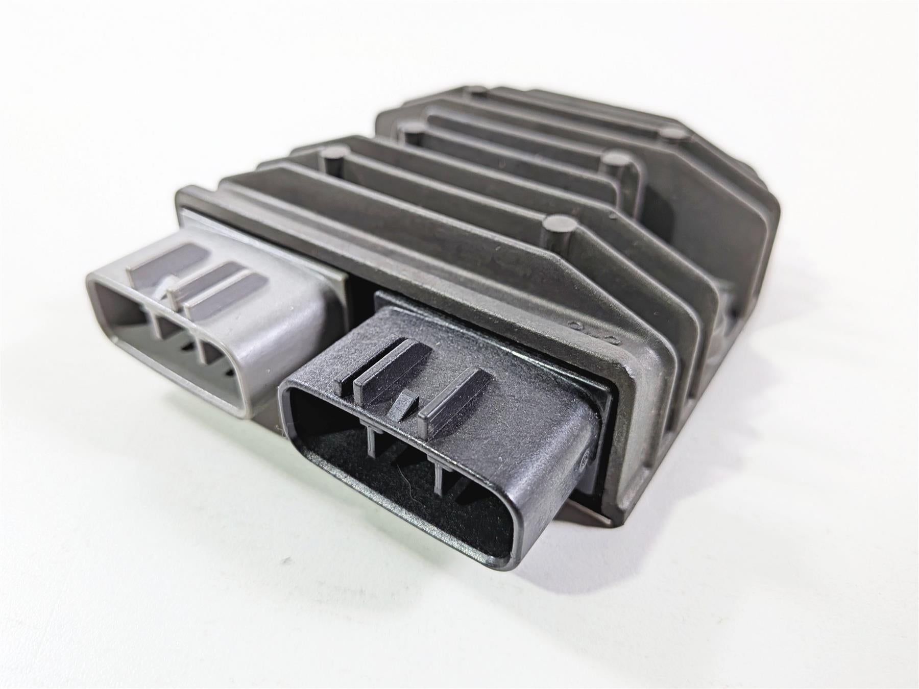 2025 Yamaha YZF R7 Rectifier Voltage Regulator 2K Only 27D-81960-00-00 SH821AA {{ shop.shopifyCountryName }} - Mototech271