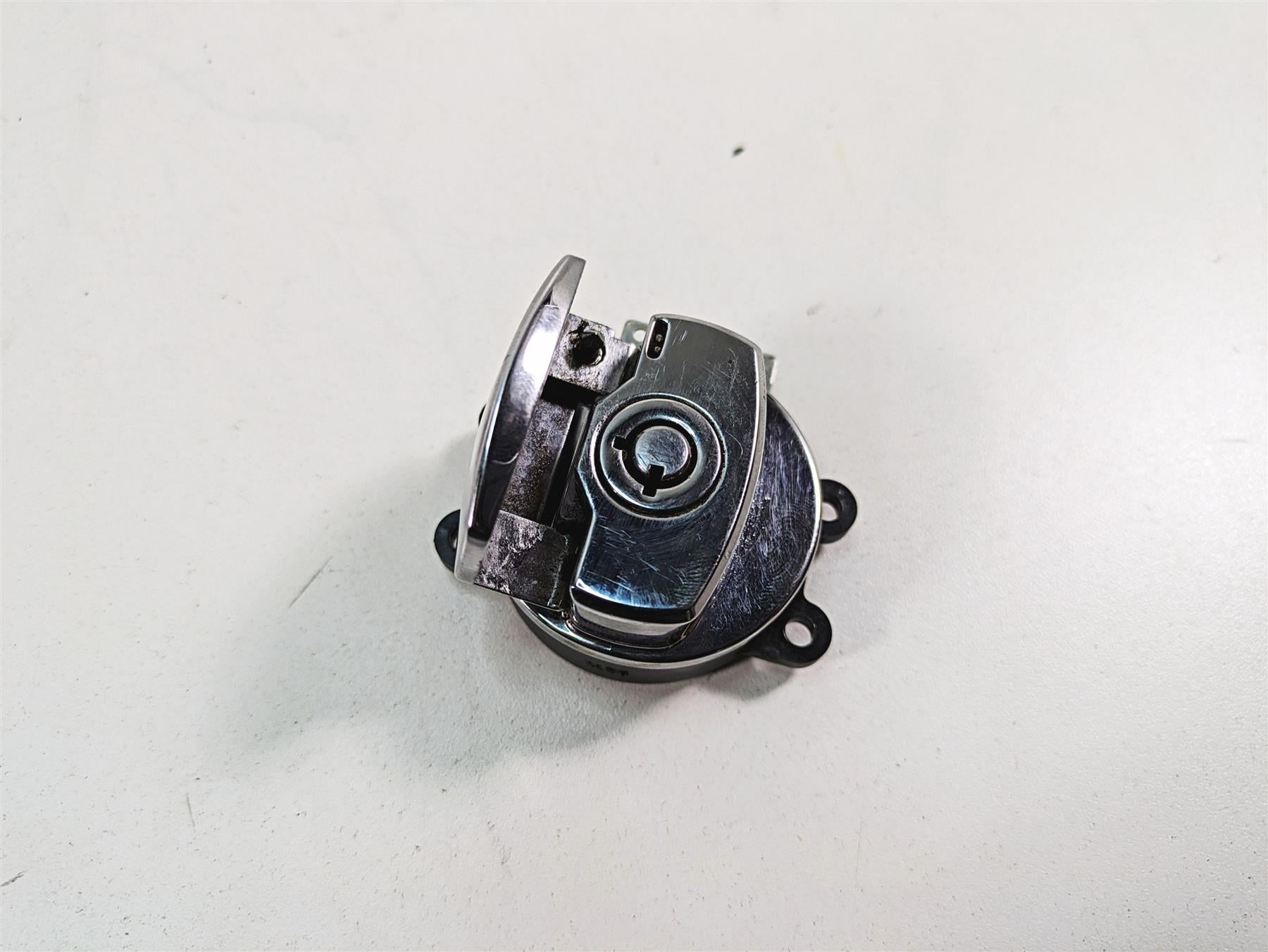 2009 Harley FXDF Dyna Fat Bob Ignition Switch Steering Lock Set 71430-06B {{ shop.shopifyCountryName }} - Mototech271