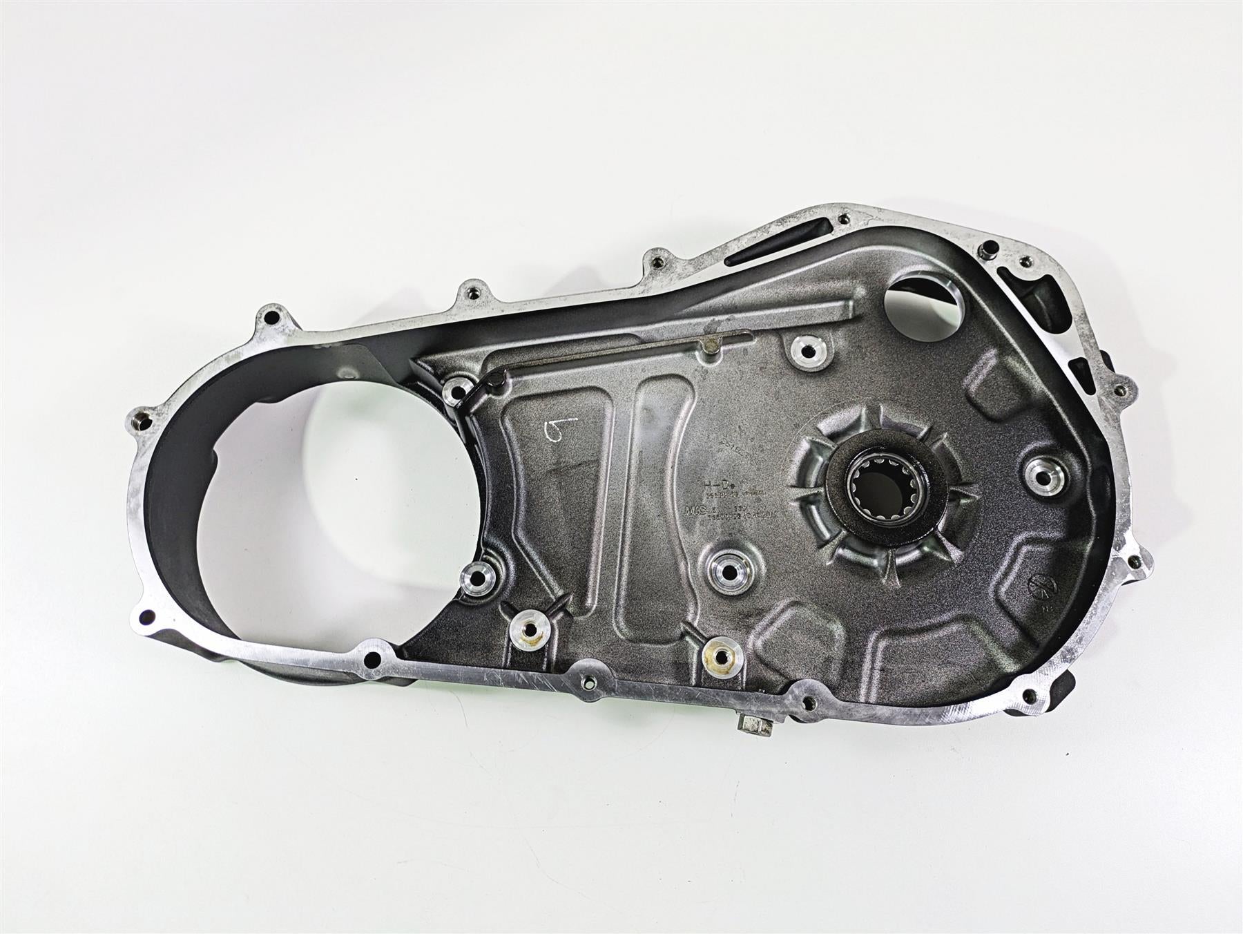2019 Harley Softail FXDR 114 Inner Primary Drive Clutch Cover 36500109 {{ shop.shopifyCountryName }} - Mototech271