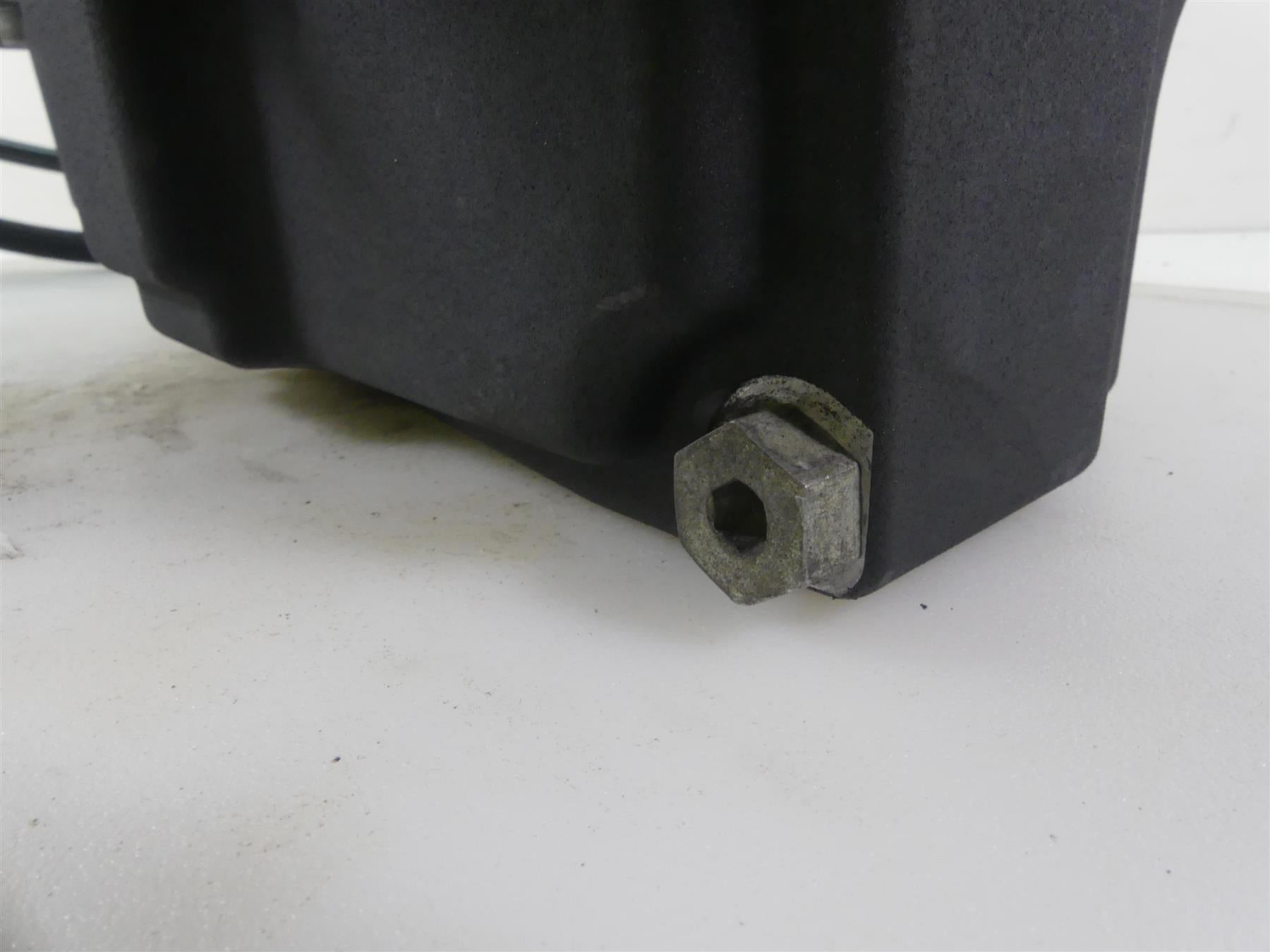 2015 Harley FXDF Dyna Fat Bob 6-Speed Transmission Tranny Gear Box 33083-10A {{ shop.shopifyCountryName }} - Mototech271