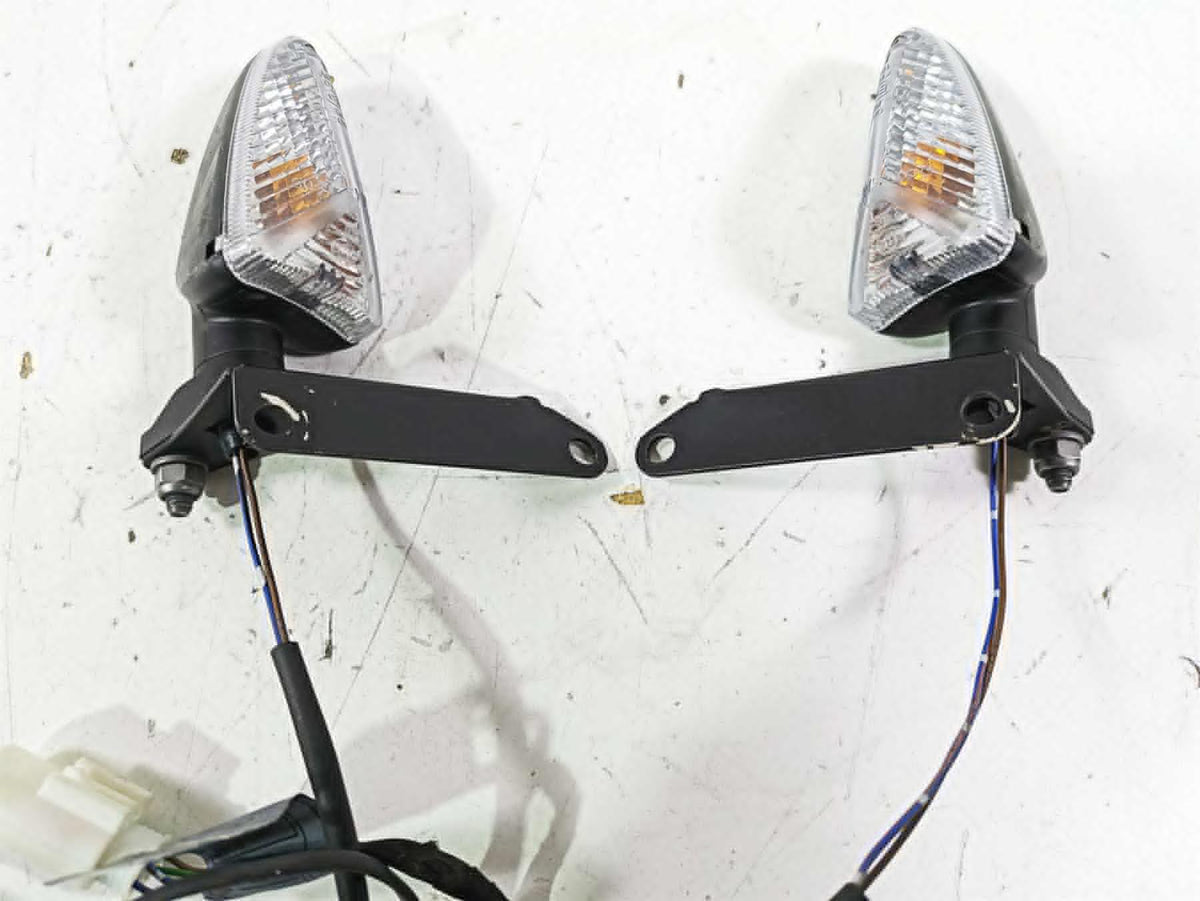 2017 BMW S1000R K47 Rear Blinker Turn Signal Set - Read 63138534355 {{ shop.shopifyCountryName }} - Mototech271
