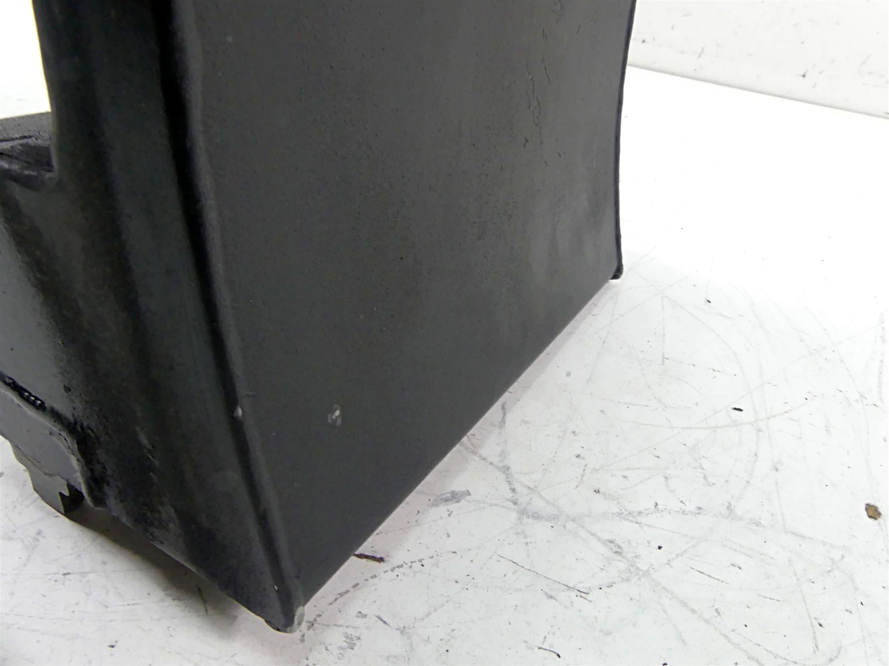 2009 Big Dog K9 Custom Oil Tank Reservoir 201-000057-00 {{ shop.shopifyCountryName }} - Mototech271