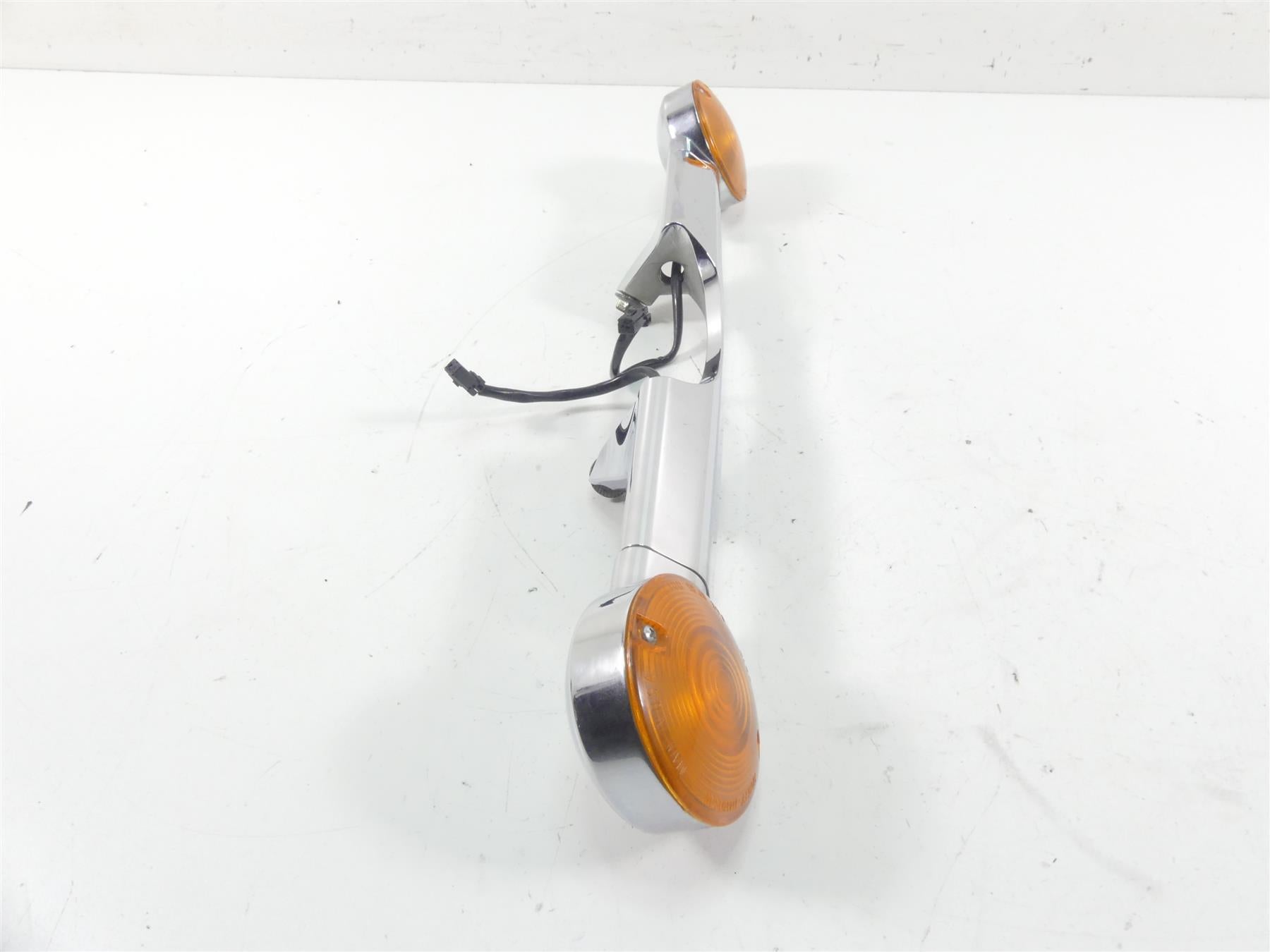 2013 Harley Touring FLHTK Electra Glide Rear Turn Signal Blinker Bar 68510-74C {{ shop.shopifyCountryName }} - Mototech271
