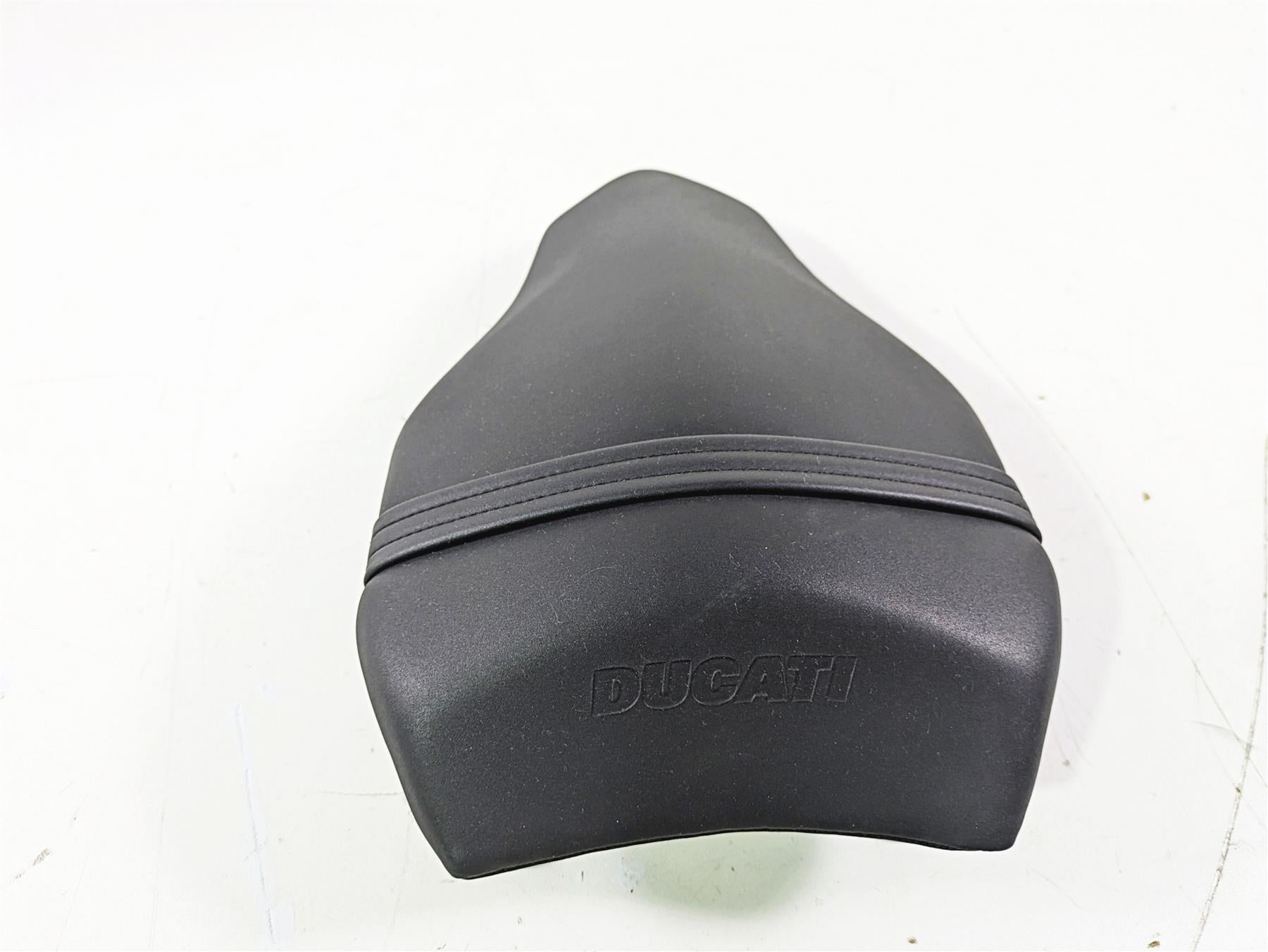 2008 Ducati SBK 1098 S Rear Passenger Pillion Seat Saddle - Read 59510811A {{ shop.shopifyCountryName }} - Mototech271