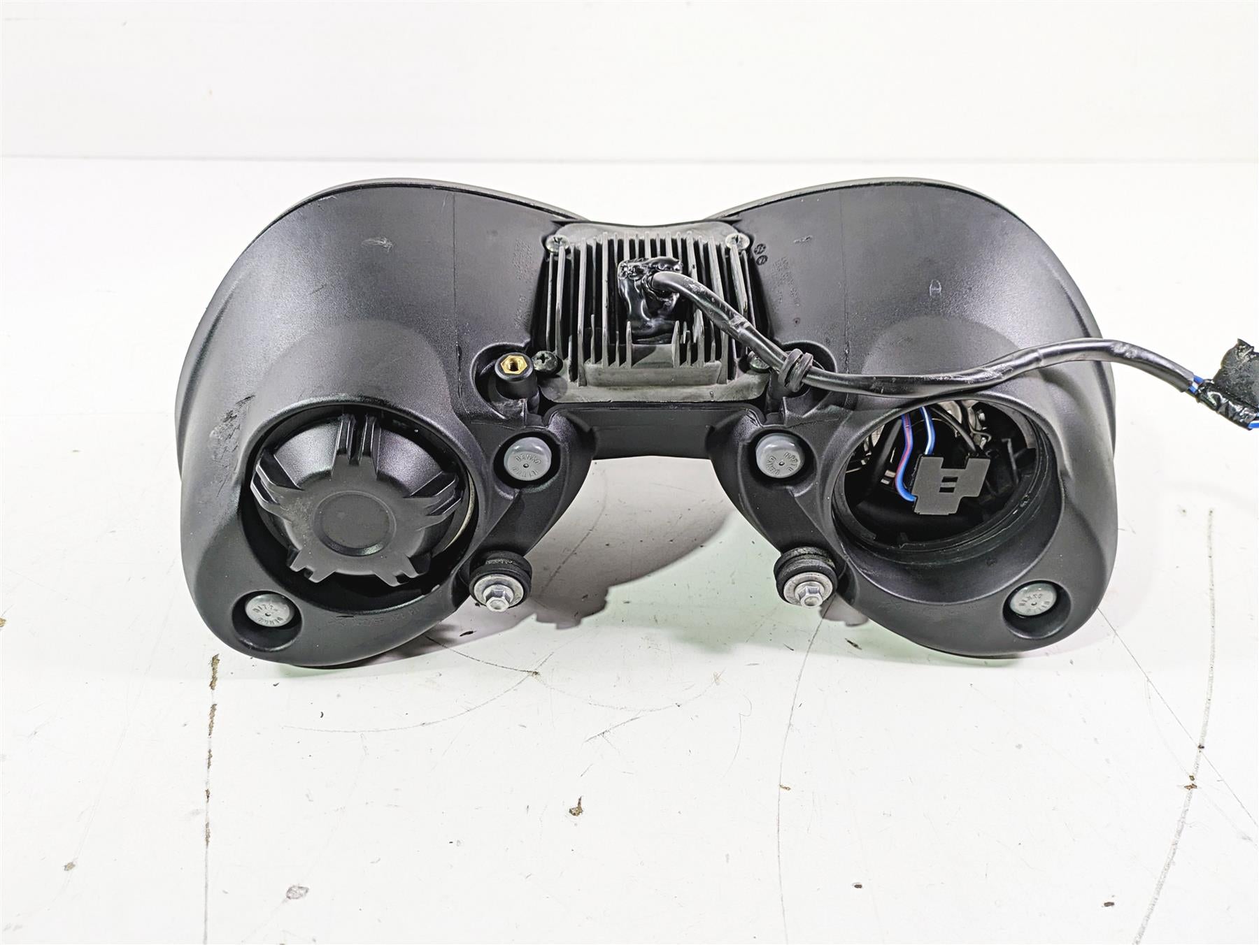2019 Triumph Speed Triple RS 1050 Headlights Head Light Lamp READ T2702886 {{ shop.shopifyCountryName }} - Mototech271