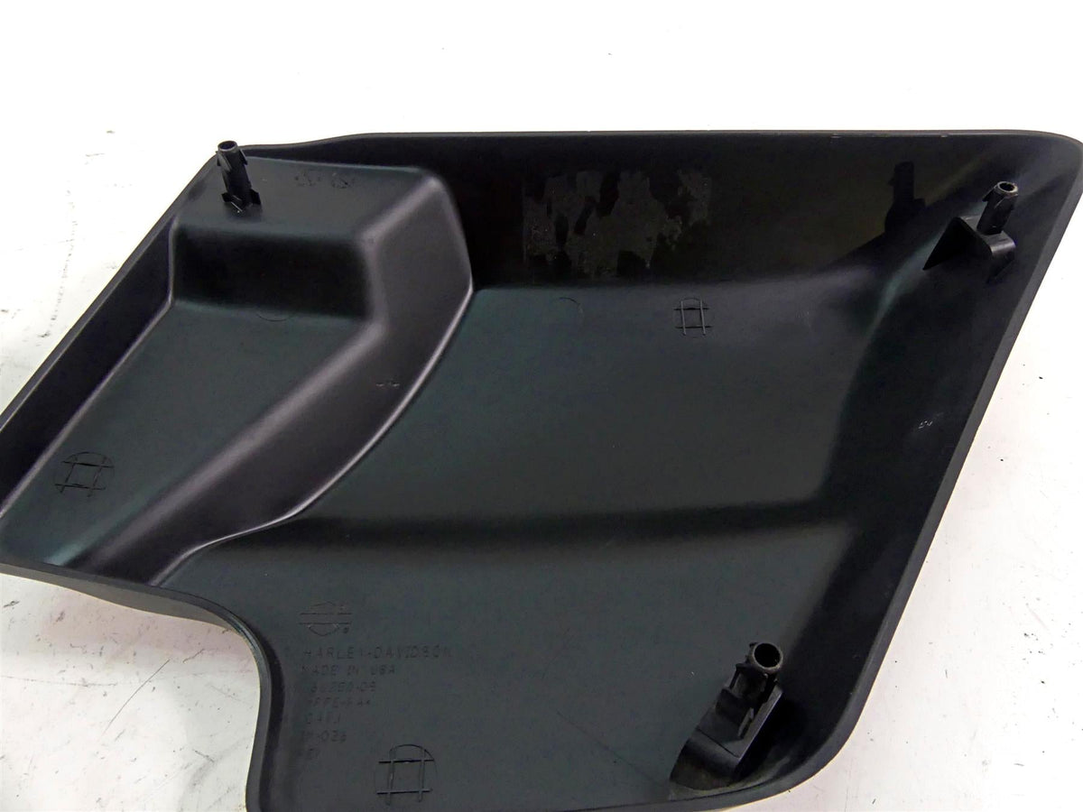 2011 Harley Touring FLTRX Road Glide Side Cover Fairing Set 66048-09A 66250-09 {{ shop.shopifyCountryName }} - Mototech271