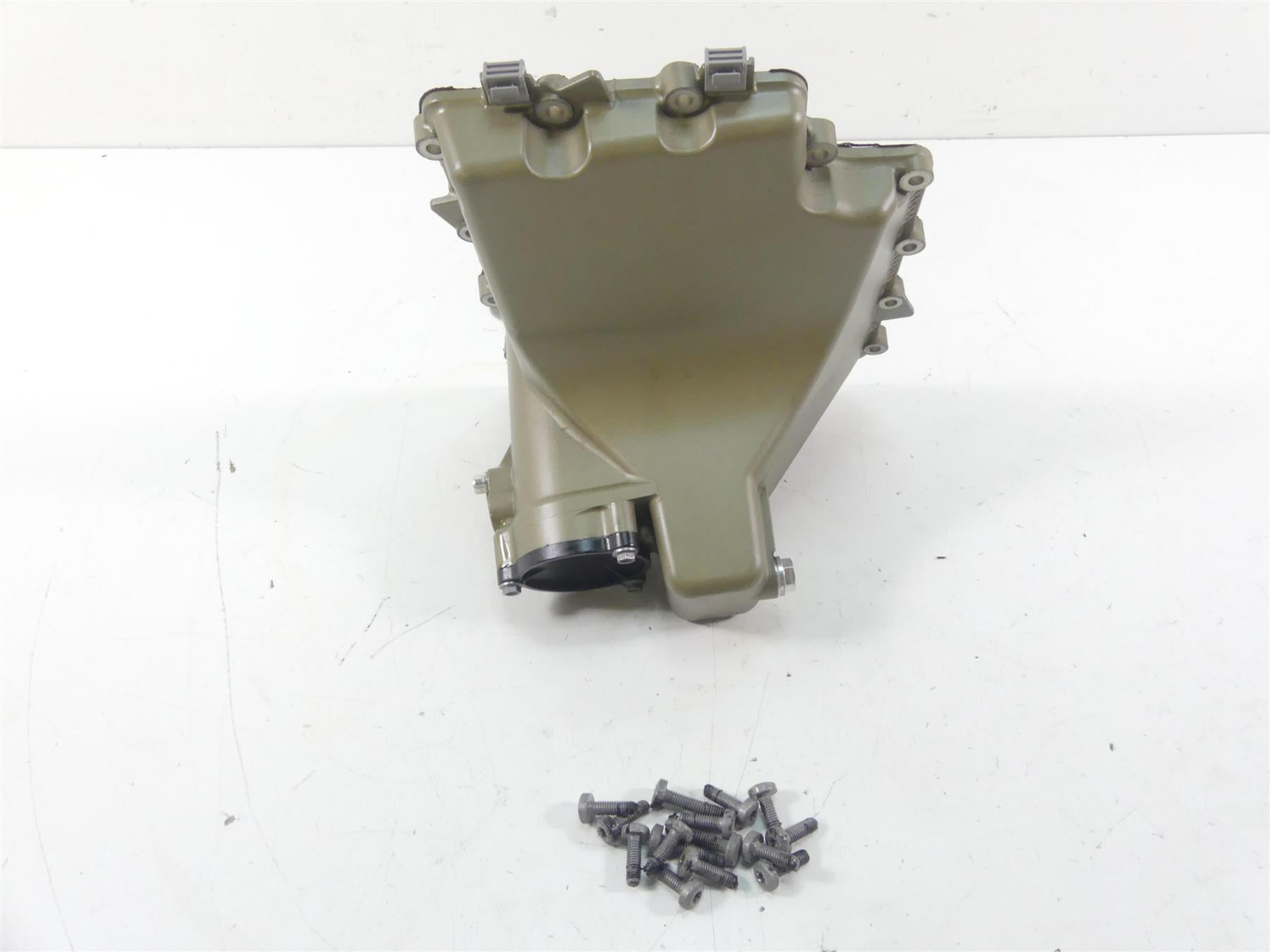 2018 Ducati Panigale 1100 V4 S Oil Pan Bottom Lower Engine Cover 25210191AH {{ shop.shopifyCountryName }} - Mototech271