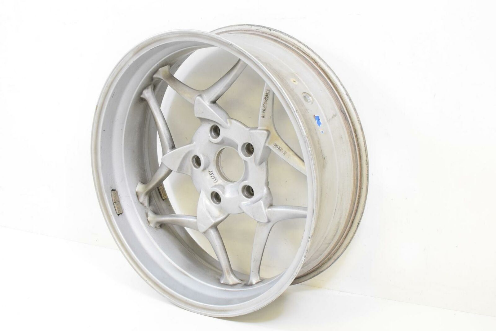 2011 BMW R1200RT R1200 RT K26 Rear Straight 17x5.5 Wheel Rim 36317683070 {{ shop.shopifyCountryName }} - Mototech271