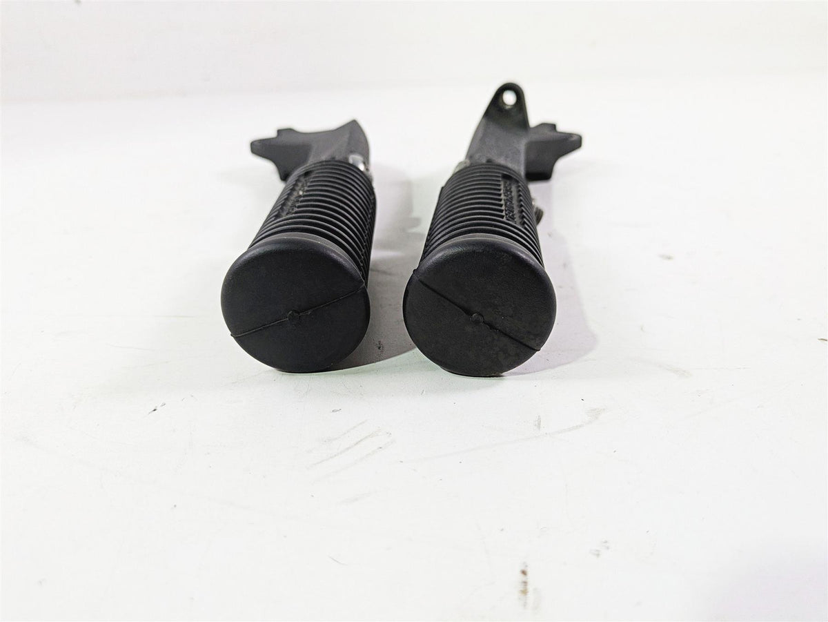 2015 Harley FXDF Dyna Fat Bob Rear Passenger Footpeg Rest Set 49224-06A 49230-06 {{ shop.shopifyCountryName }} - Mototech271