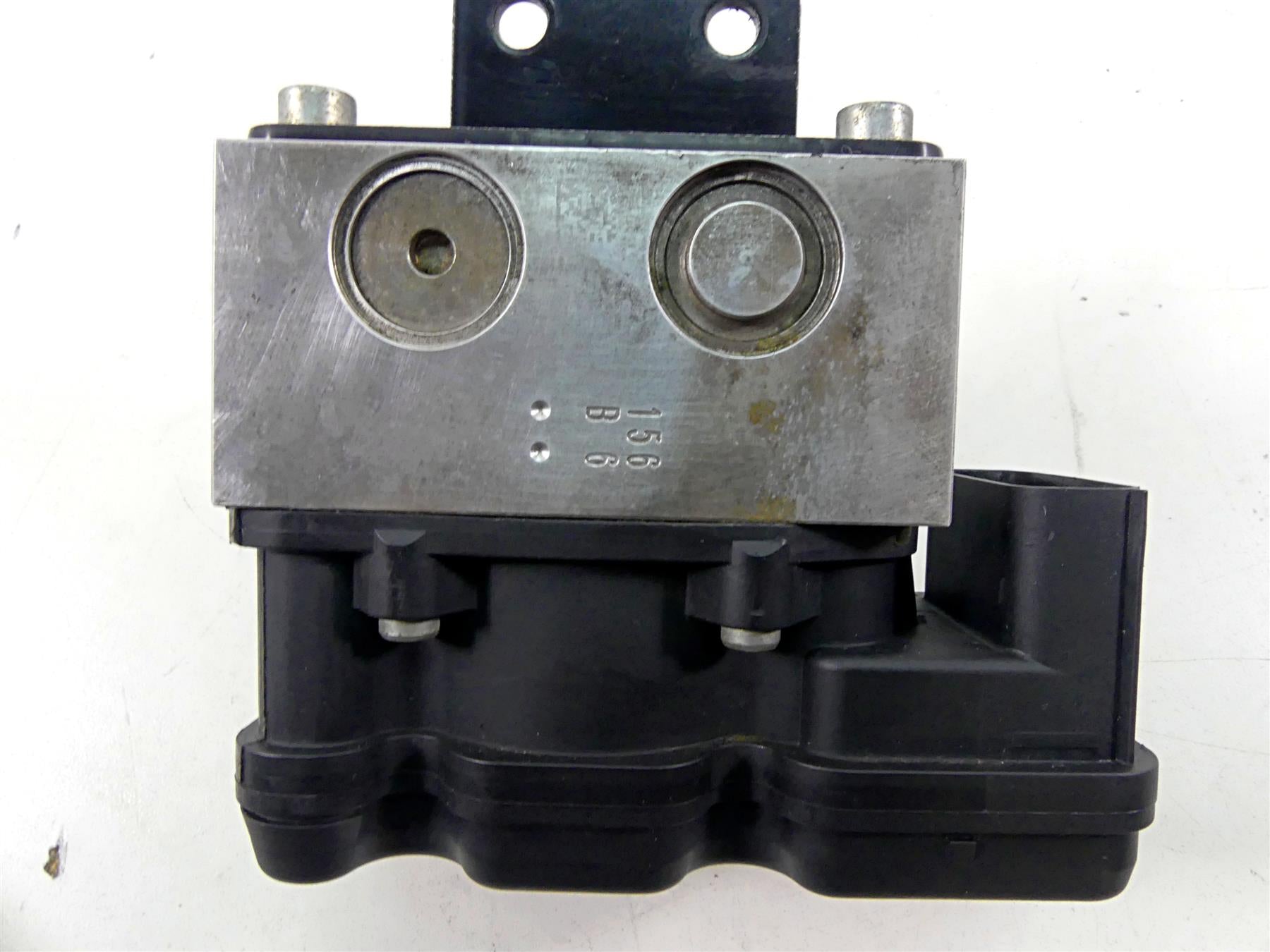 2015 Harley VRSCF Muscle V-Rod Abs Brake Pump Unit Module 40664-08A {{ shop.shopifyCountryName }} - Mototech271