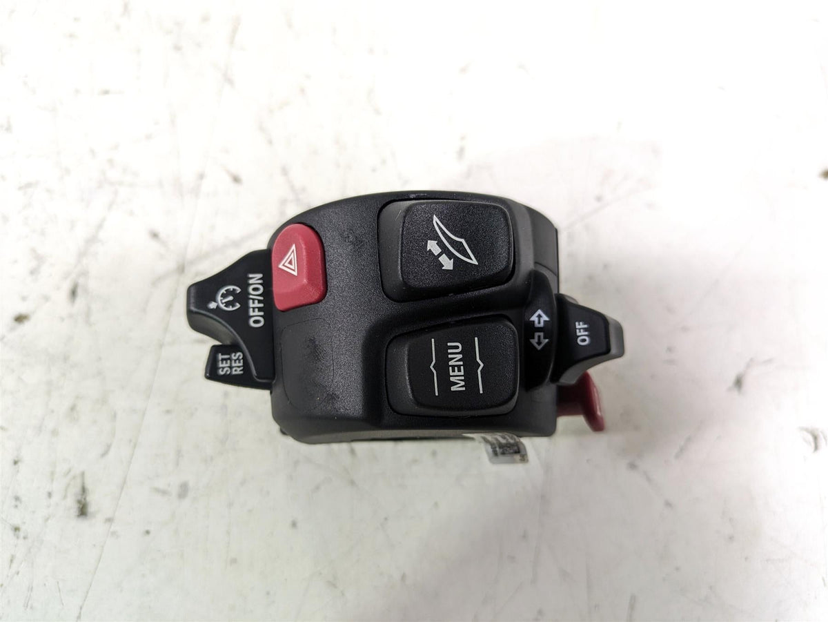 2022 BMW R1250 RT K052 Left Hand Screen Blinker Control Switch 61319829387 {{ shop.shopifyCountryName }} - Mototech271