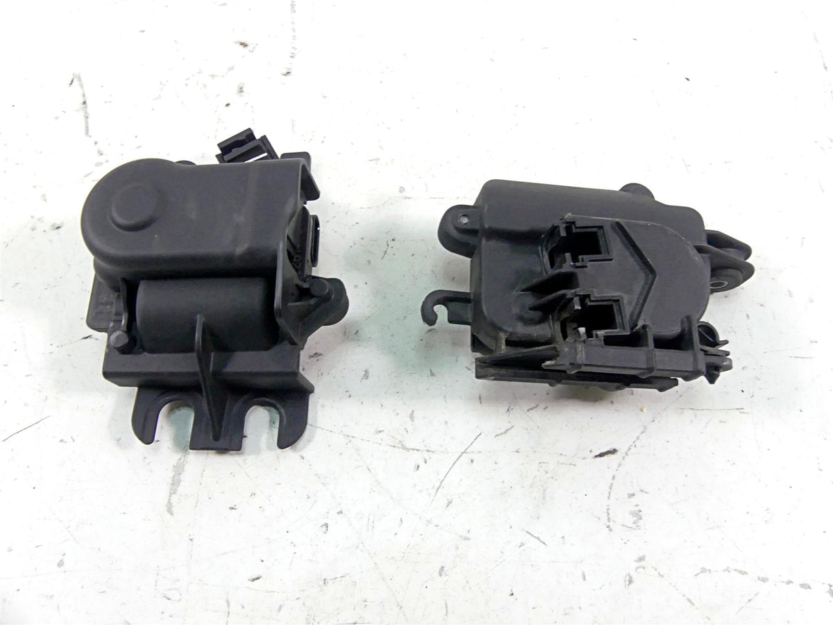 2018 BMW S1000RR K46 Exhaust Actuator Servo Motor Set 18517722614 18519443059 {{ shop.shopifyCountryName }} - Mototech271