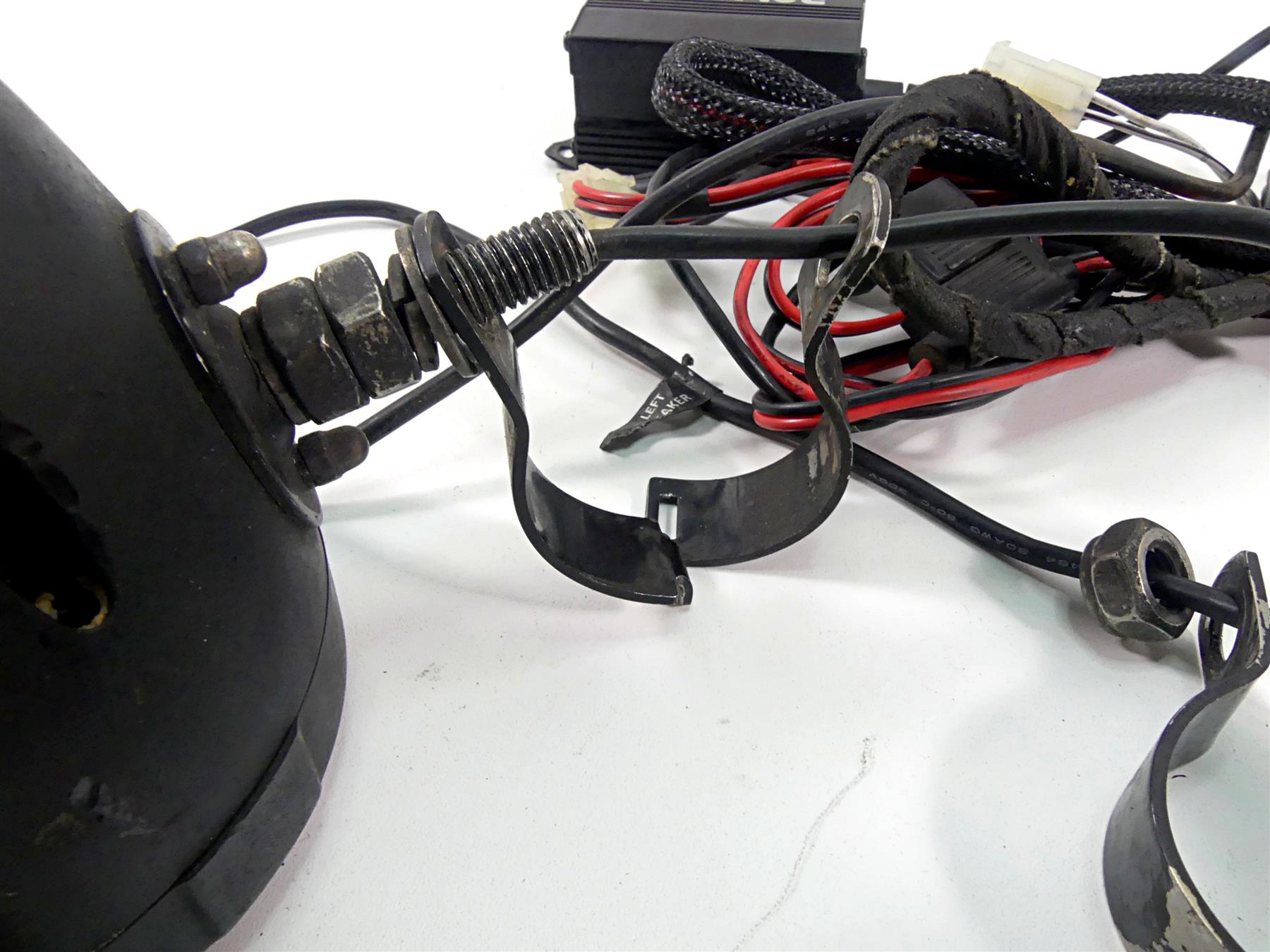 2014 Harley VRSCF Muscle V-Rod Boss Audio 600W Bluetooth Sound System MCBK420B {{ shop.shopifyCountryName }} - Mototech271