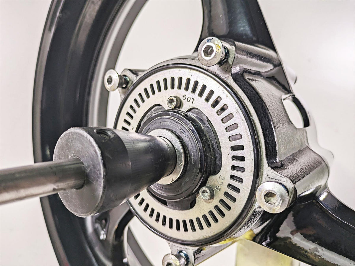 2018 Suzuki GSX1300 R Hayabusa Straight 17x3.5 Front Wheel Rim 54111-15H11 {{ shop.shopifyCountryName }} - Mototech271